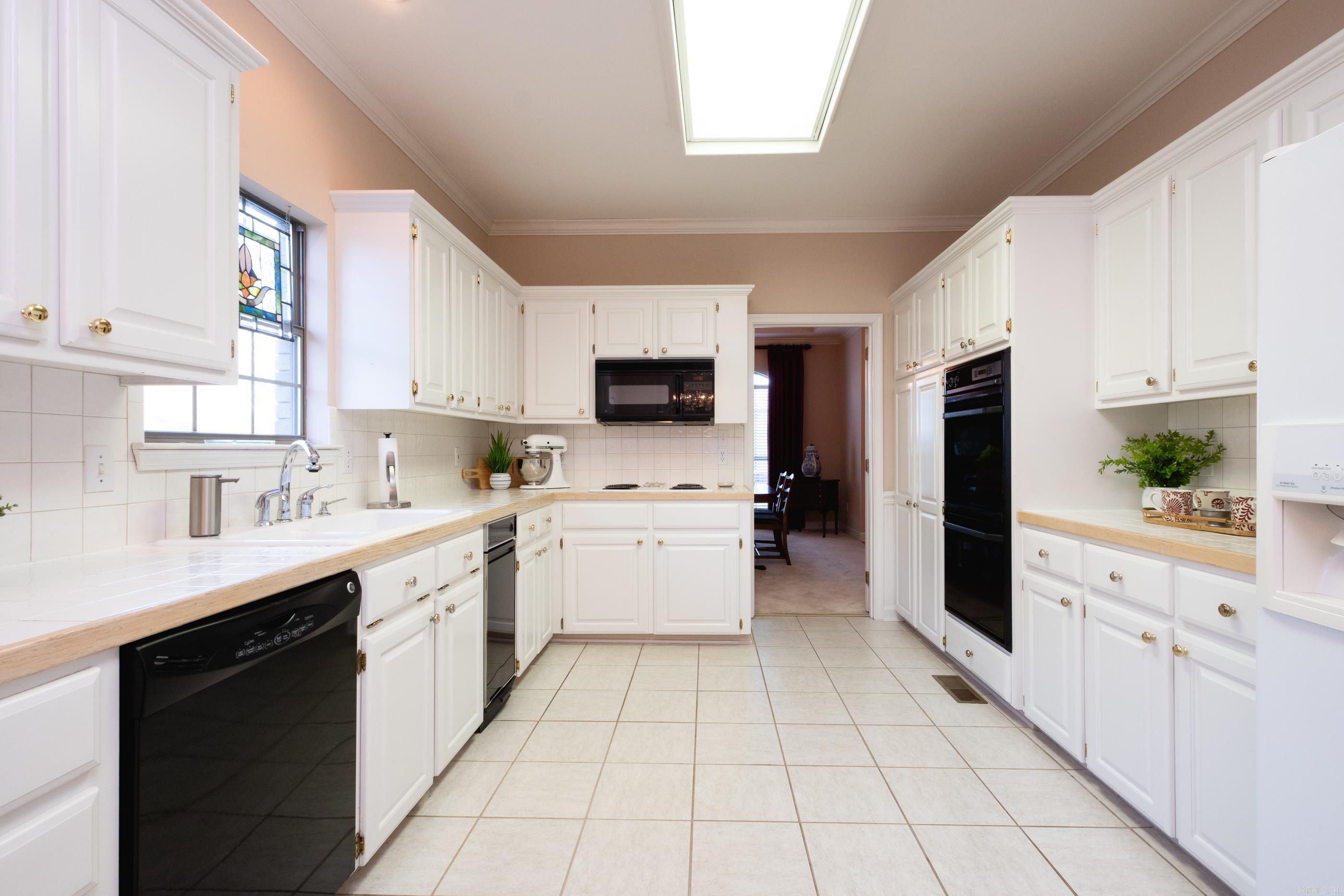 1324 Gleneagles Lane