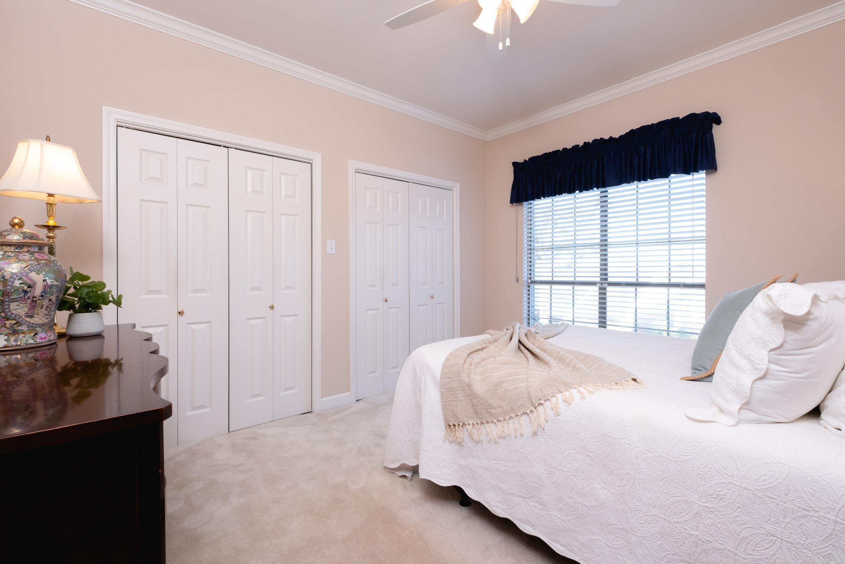 1324 Gleneagles Lane
