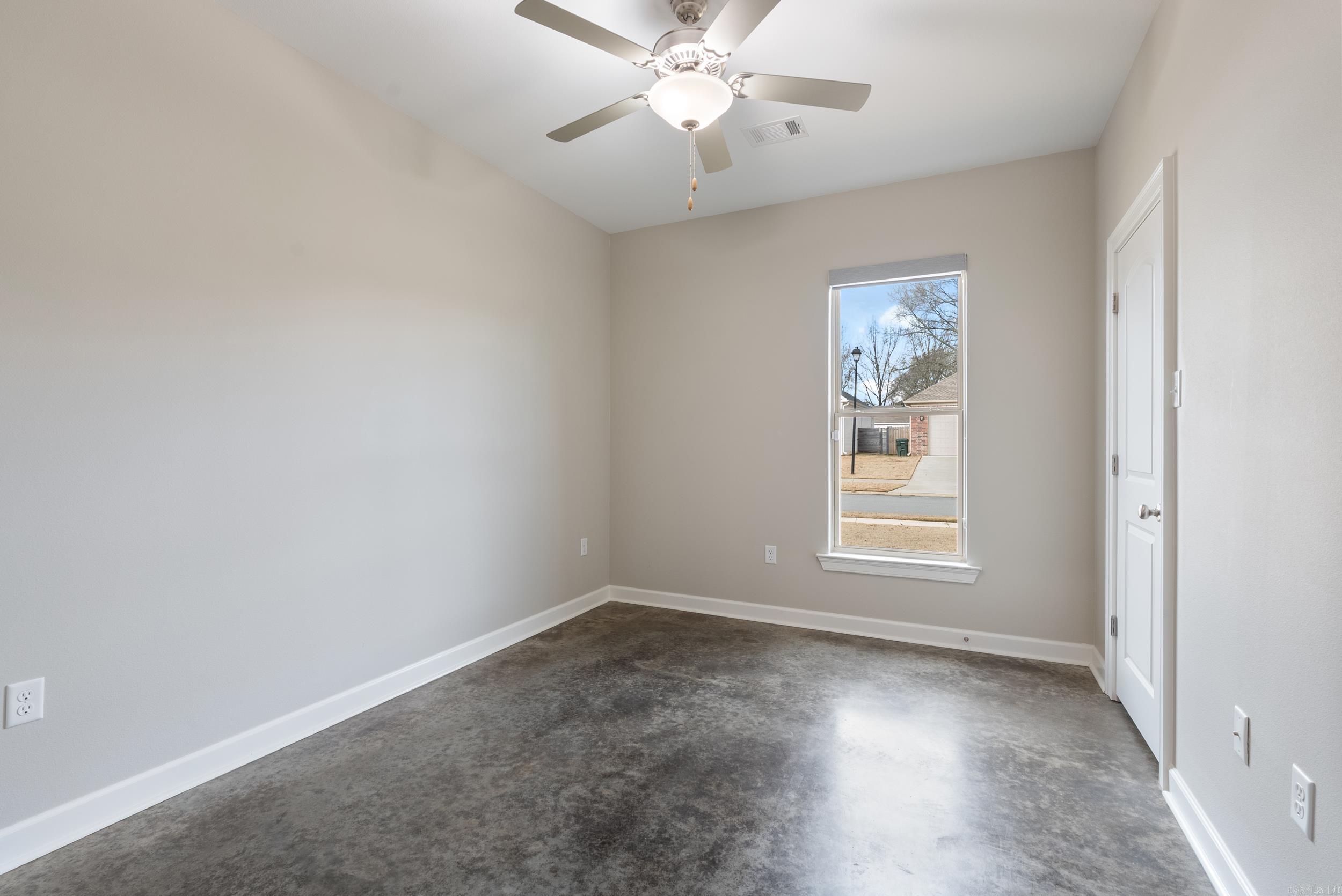 2835 Carmichael Drive