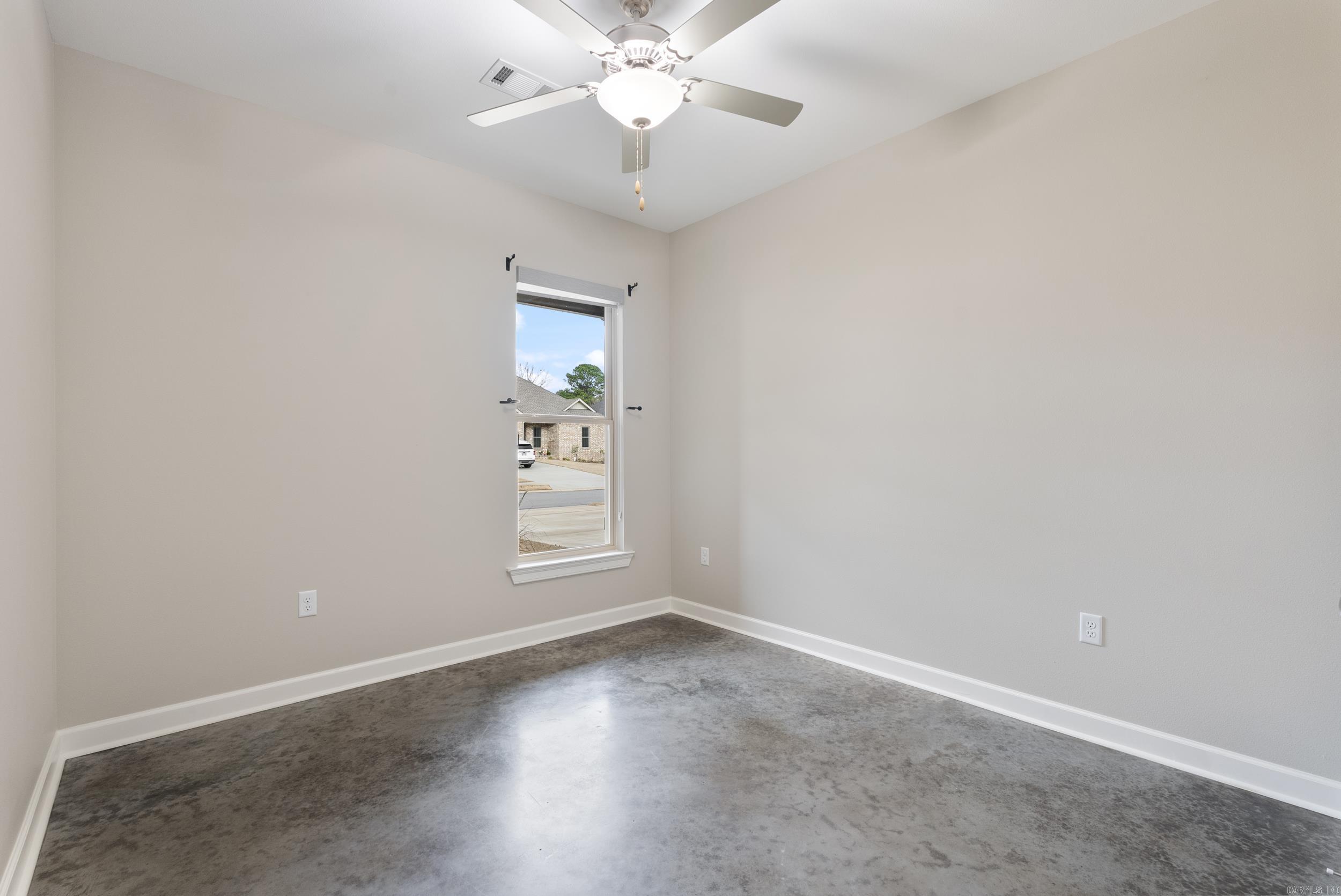 2835 Carmichael Drive