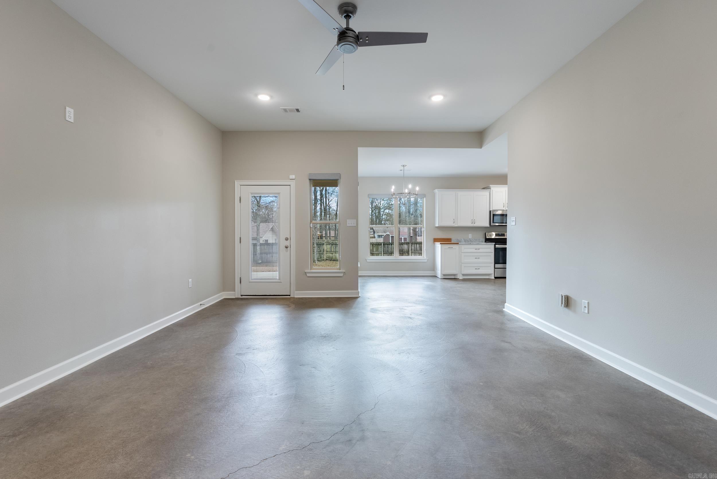 2835 Carmichael Drive