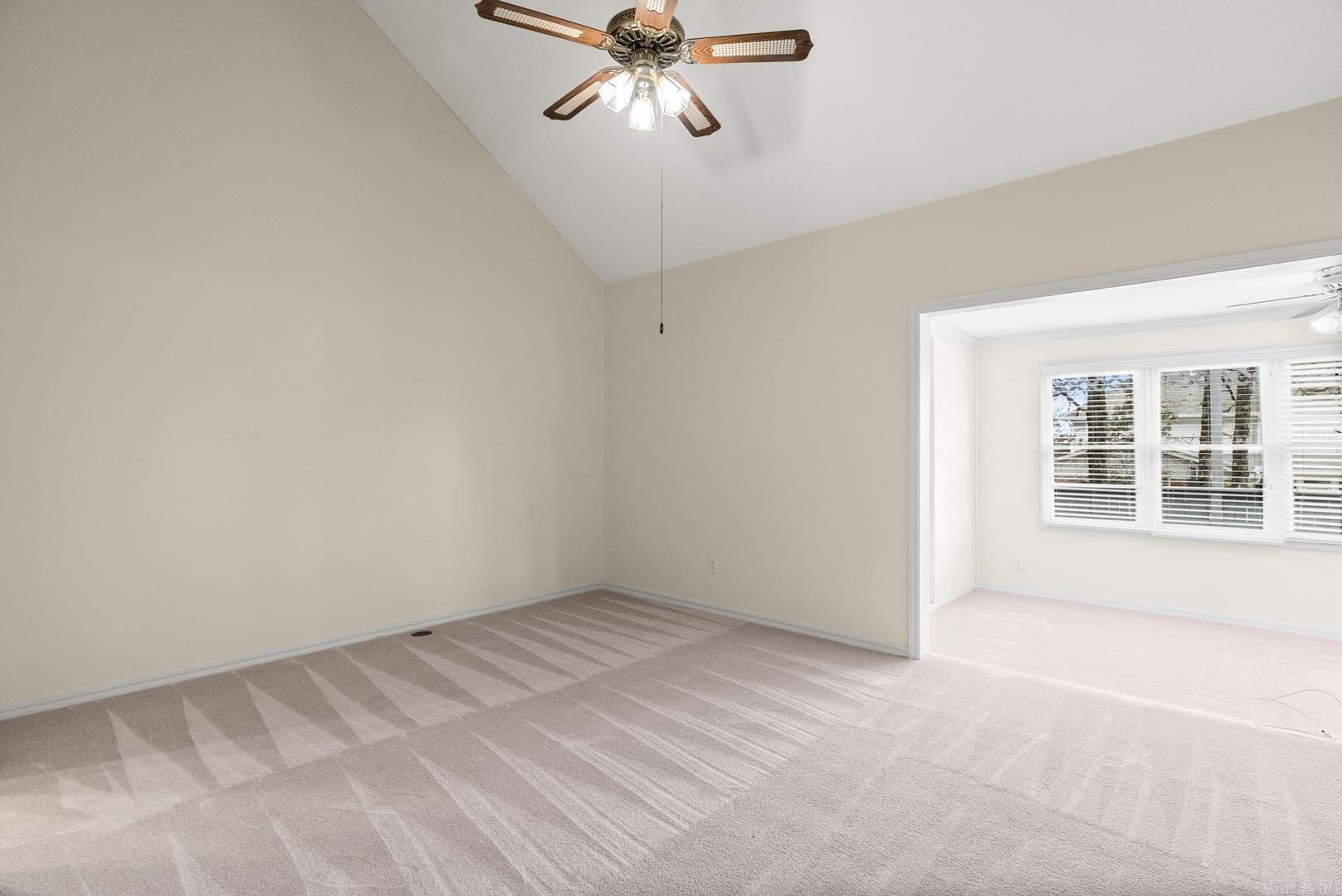 5201 FAIRWAY #22 Avenue Unit: 22