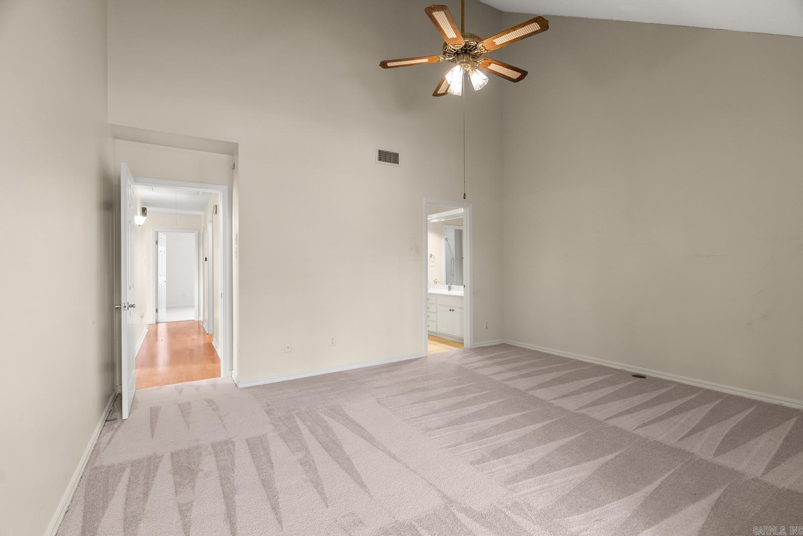 5201 FAIRWAY #22 Avenue Unit: 22