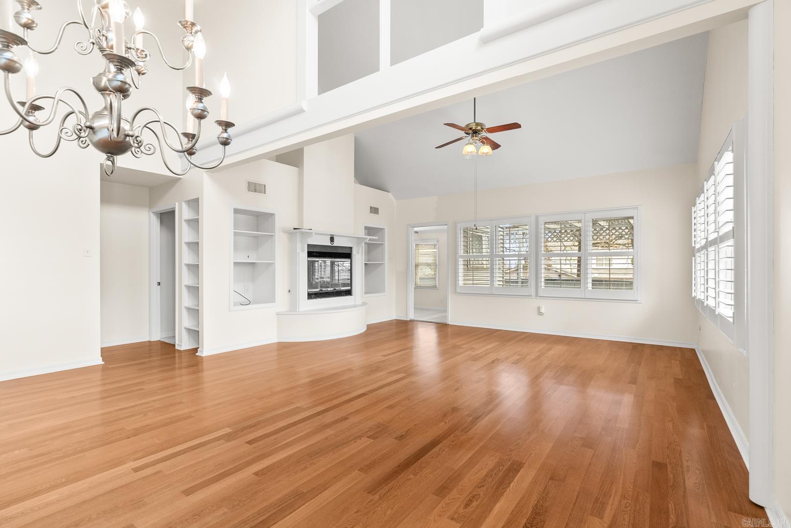 5201 FAIRWAY #22 Avenue Unit: 22