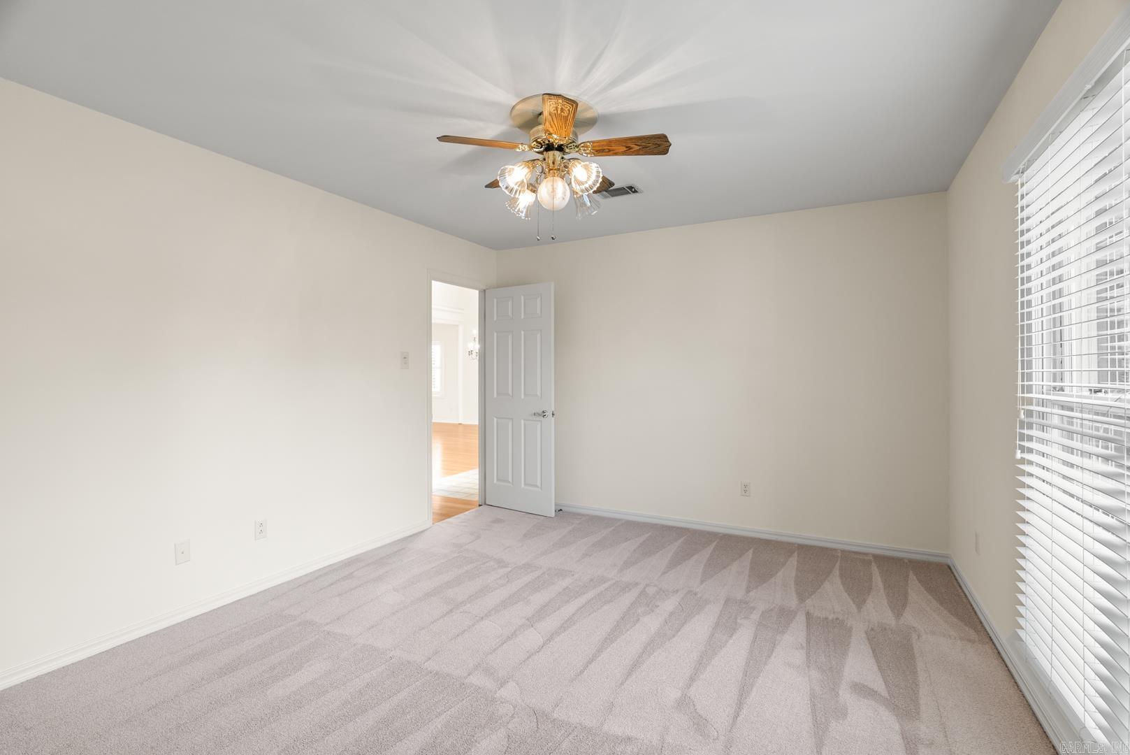 5201 FAIRWAY #22 Avenue Unit: 22
