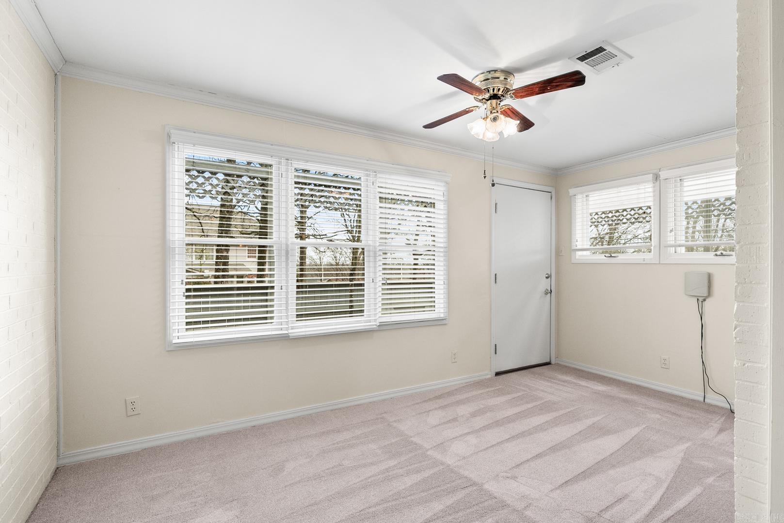 5201 FAIRWAY #22 Avenue Unit: 22