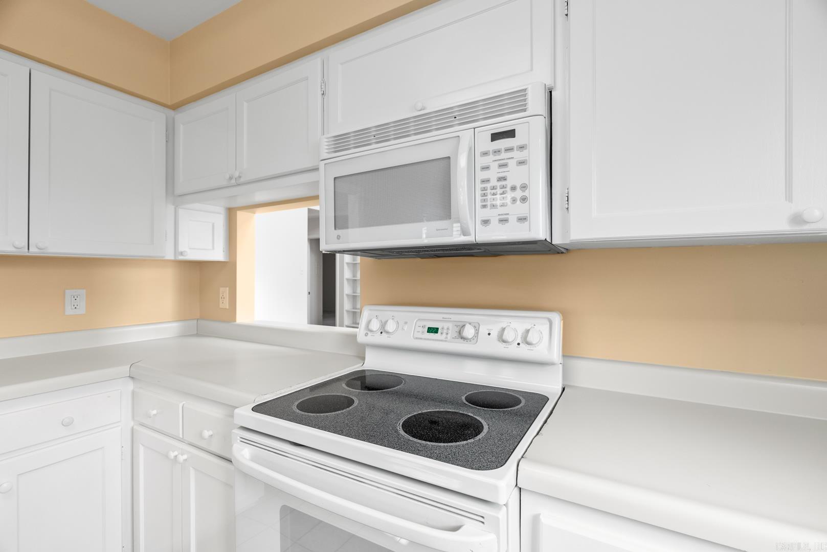 5201 FAIRWAY #22 Avenue Unit: 22