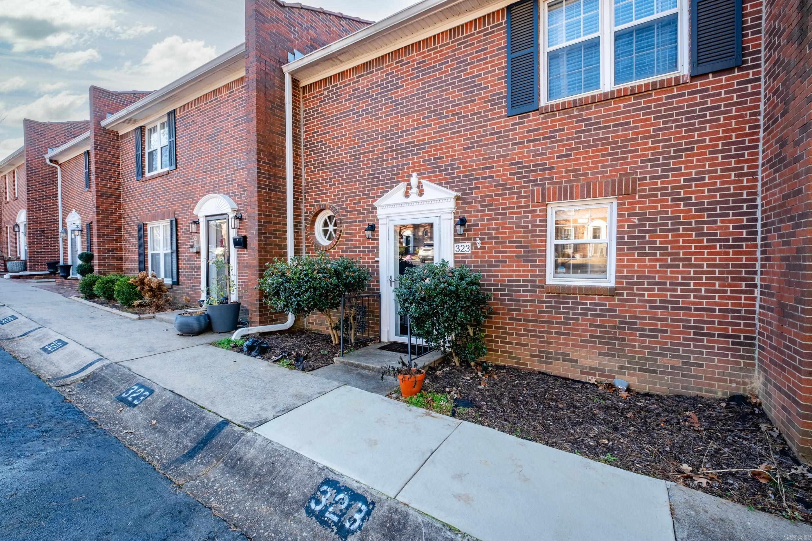 323 Cambridge Place Drive