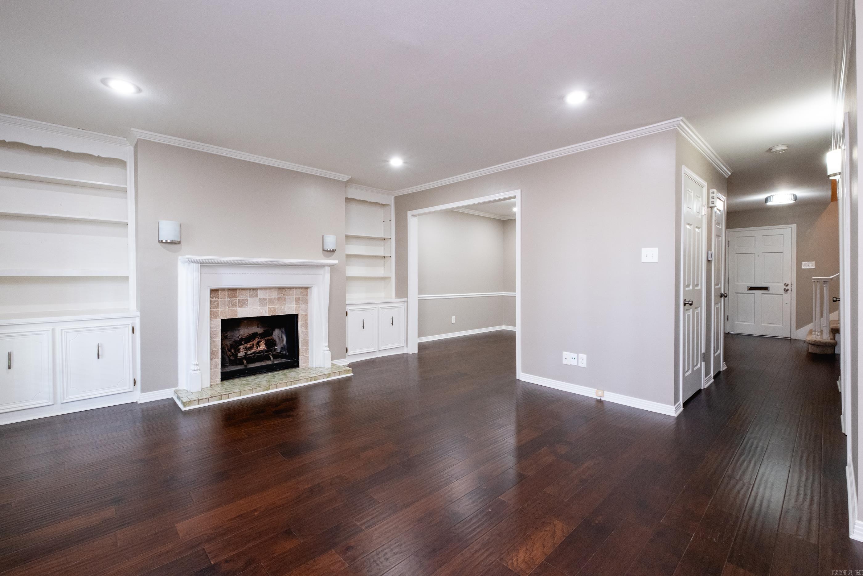 323 Cambridge Place Drive