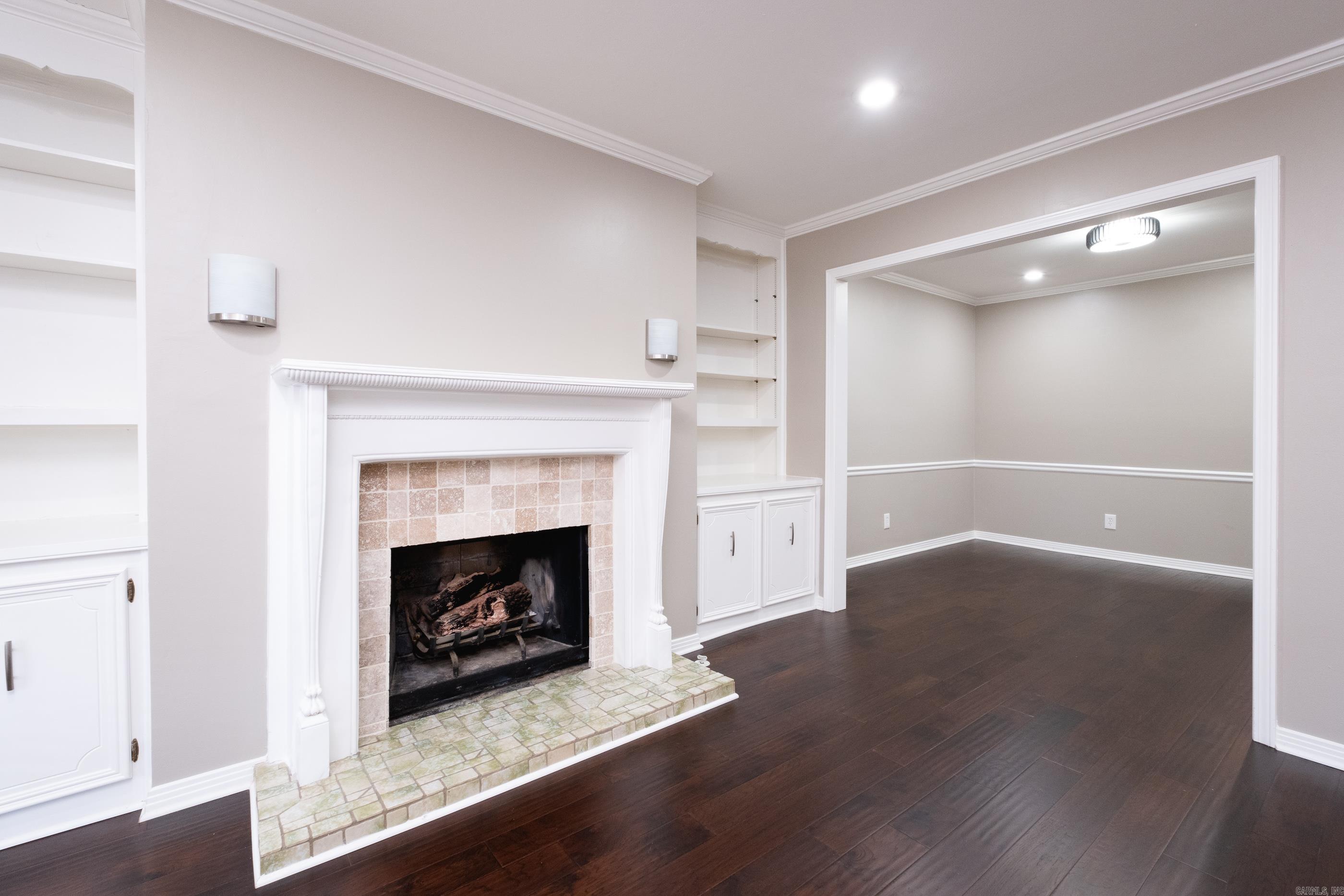 323 Cambridge Place Drive