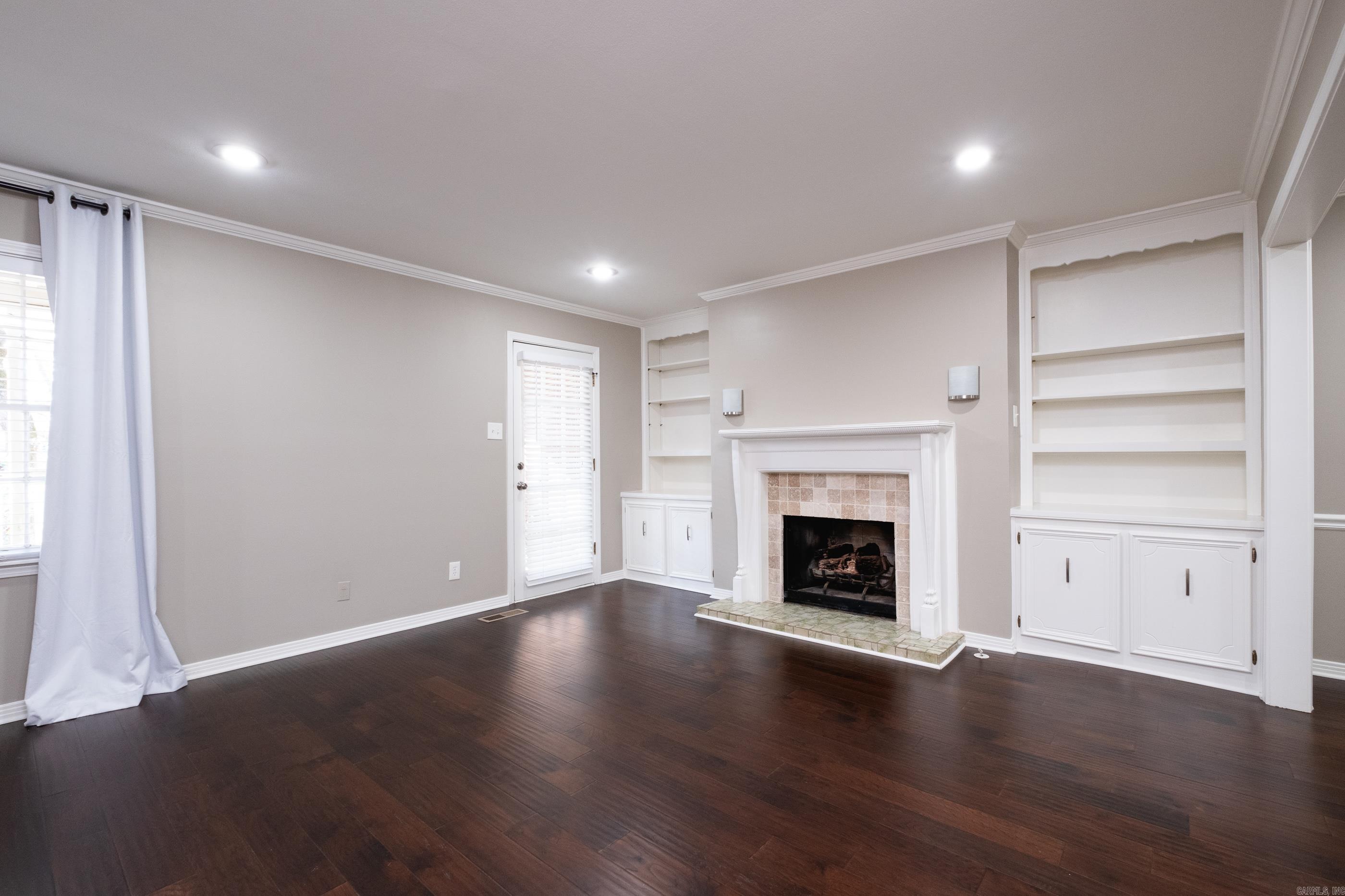 323 Cambridge Place Drive