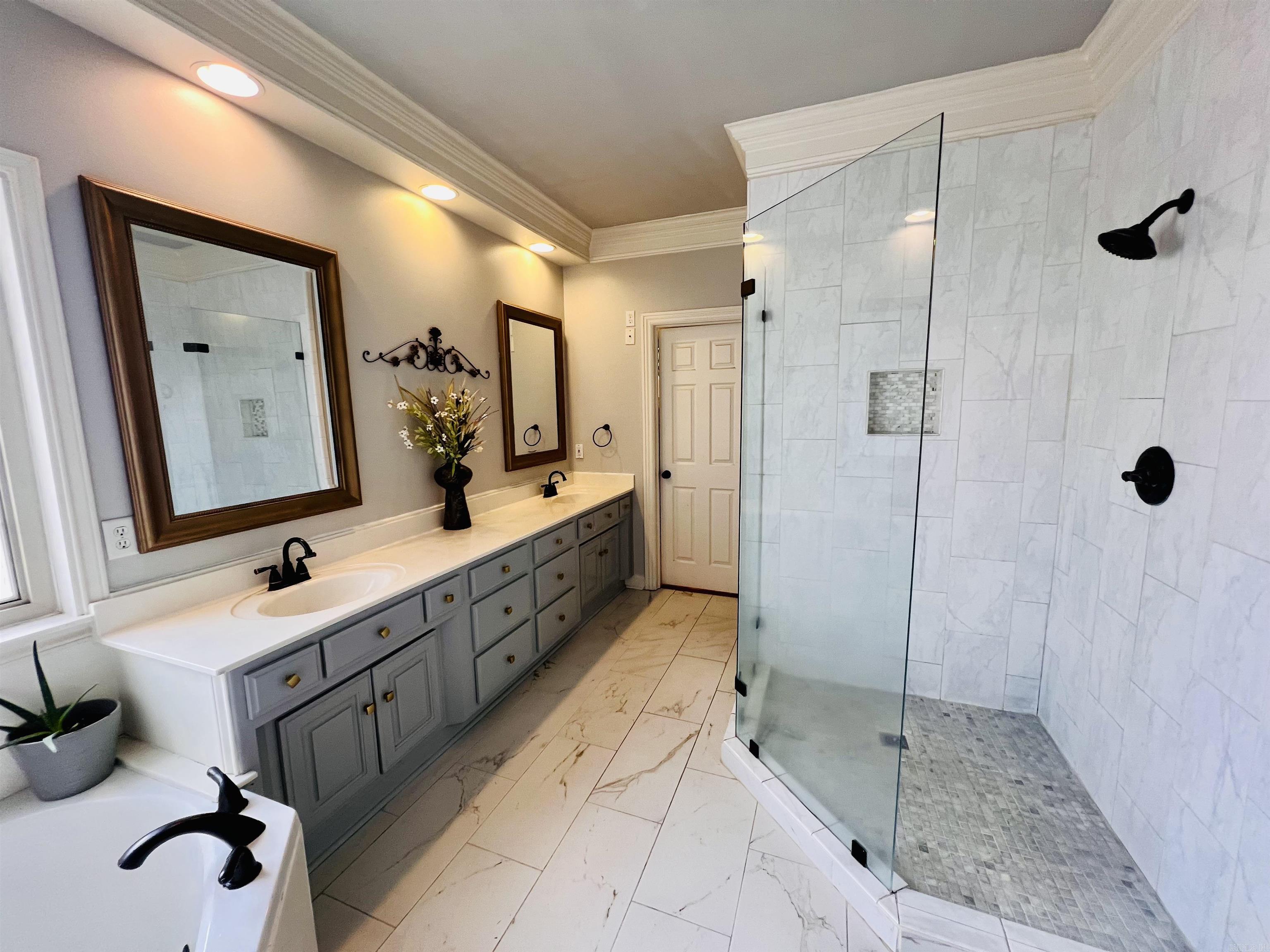 43 Hickory Bend Drive