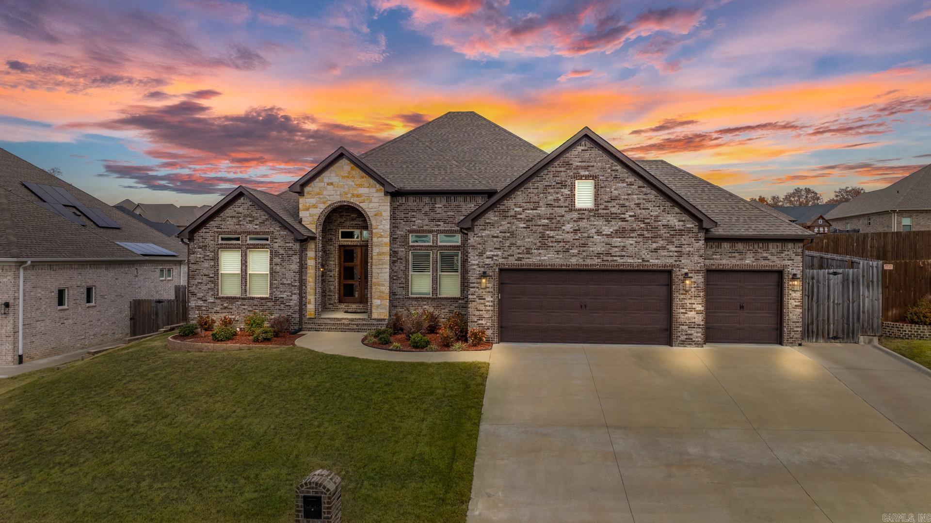 9840 Laurel Oak Drive