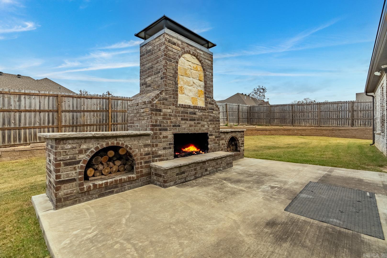 9840 Laurel Oak Drive