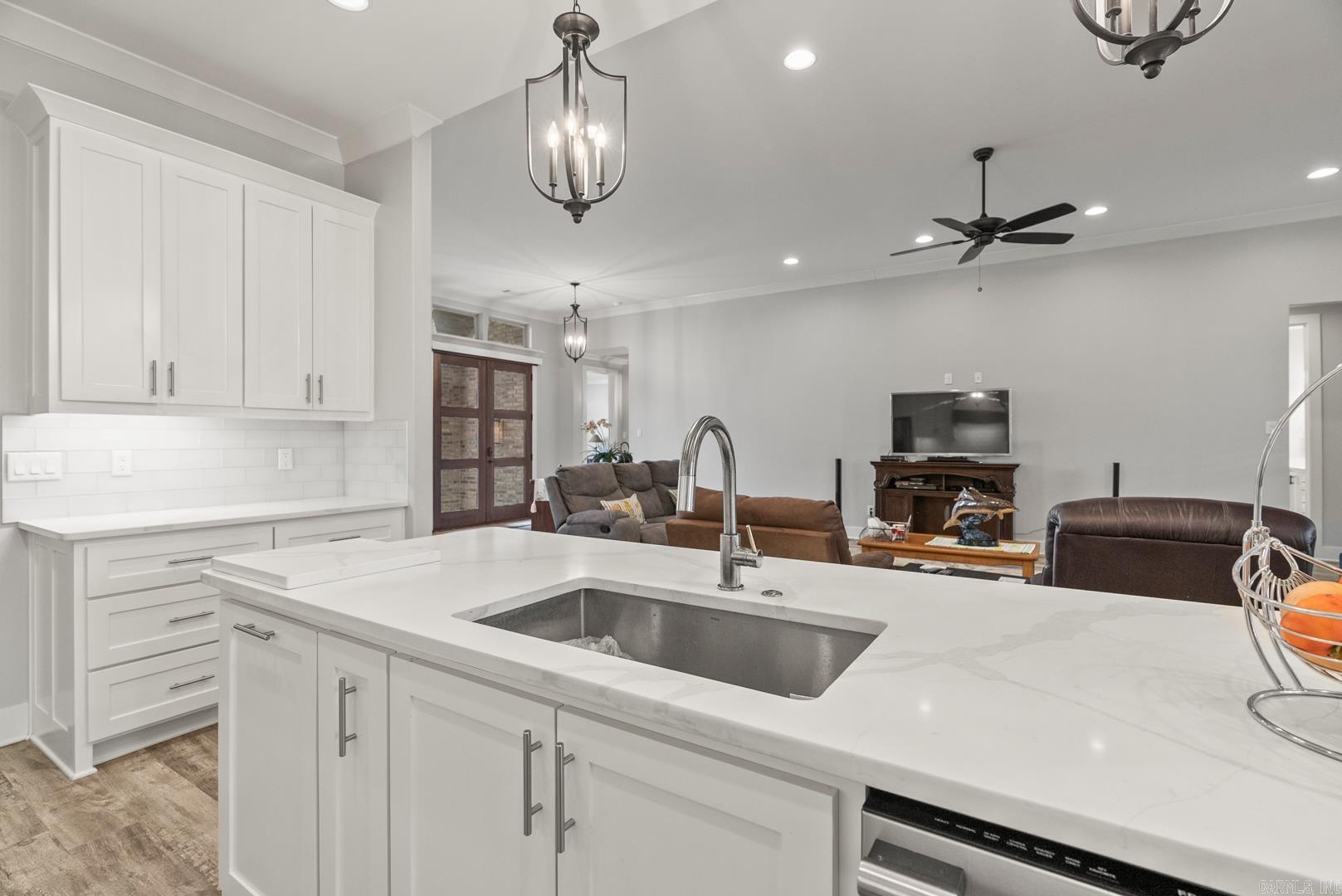 9840 Laurel Oak Drive