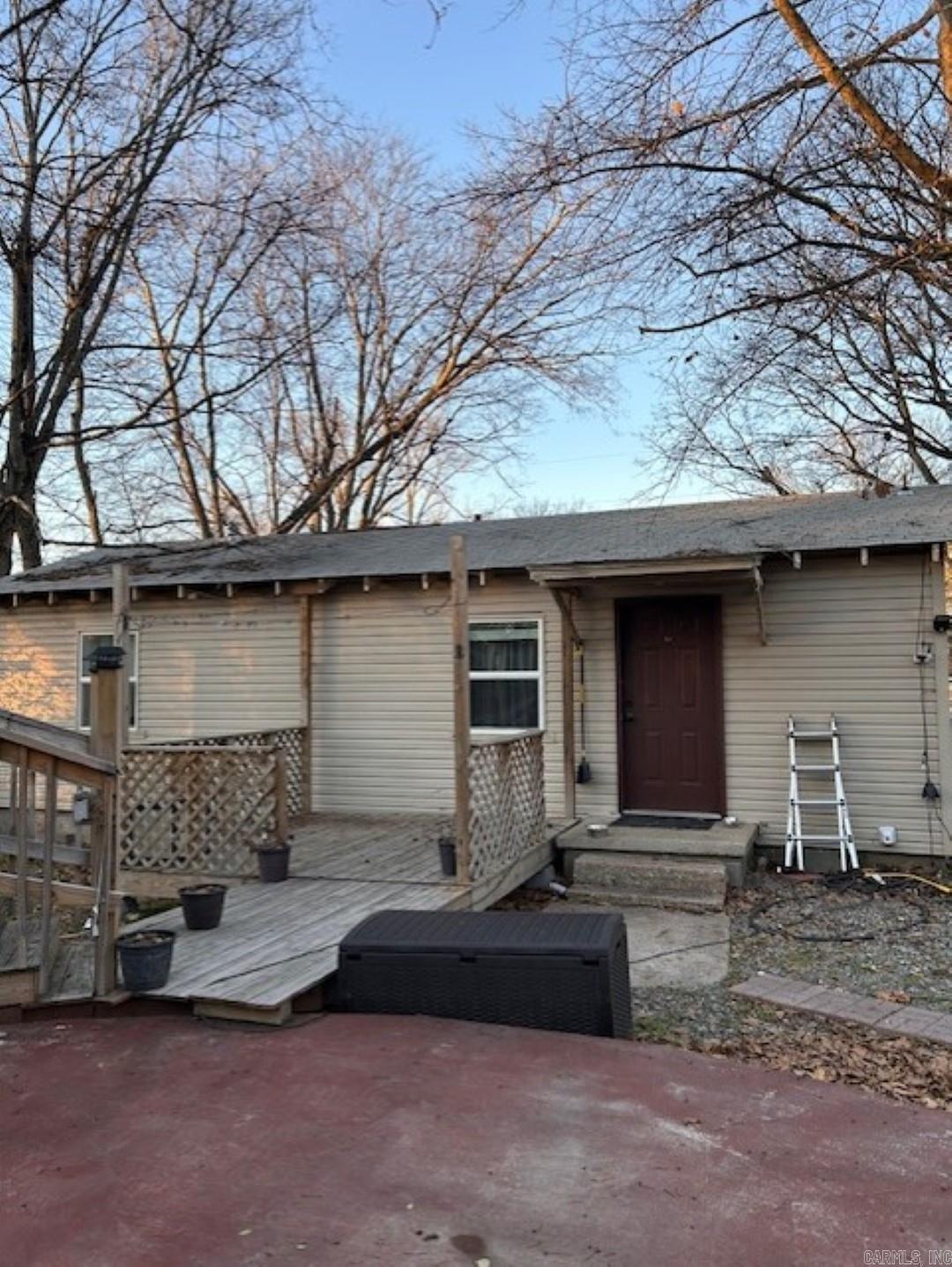 914 & 918 Heights Road