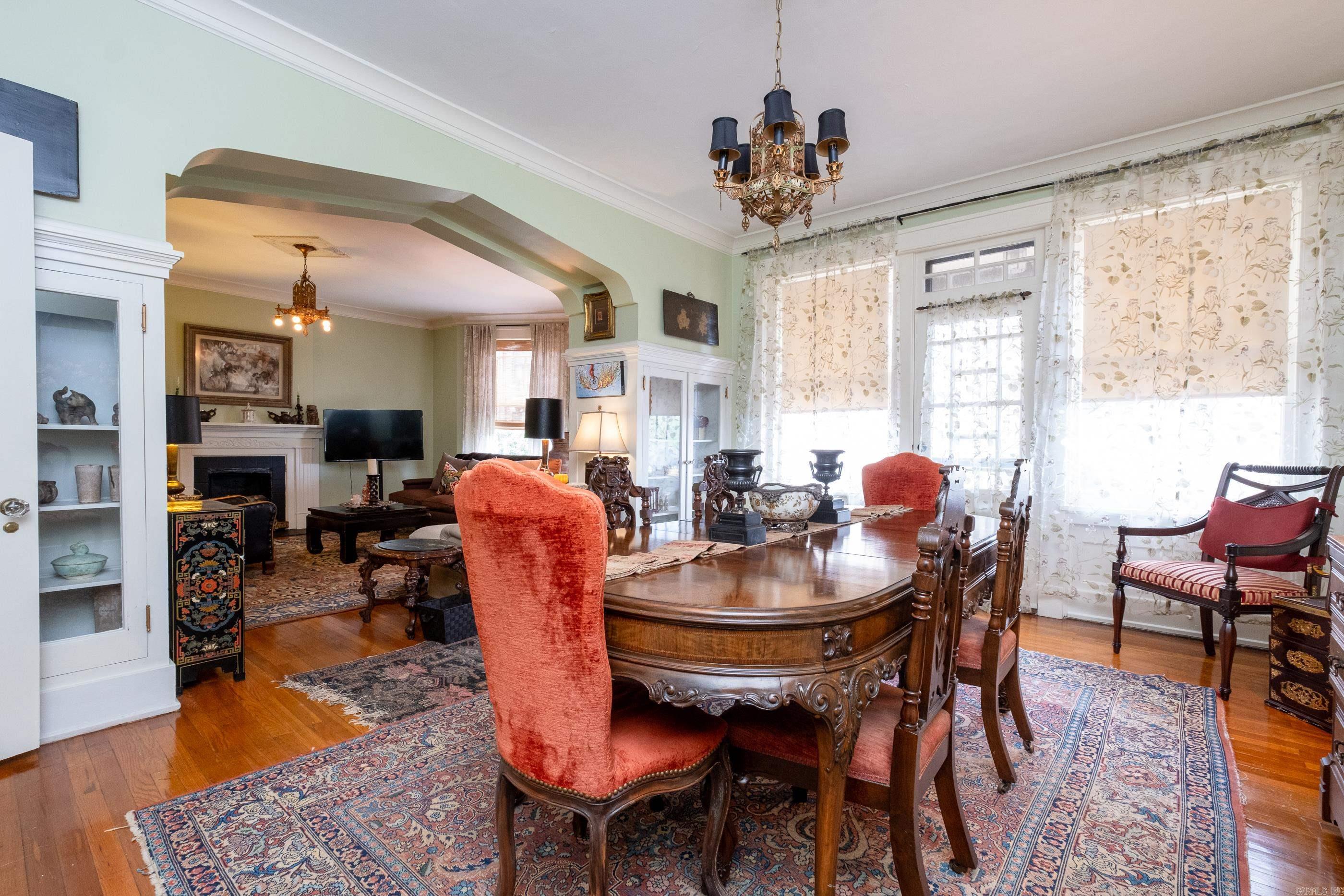 1409 Louisiana Street Unit: 10