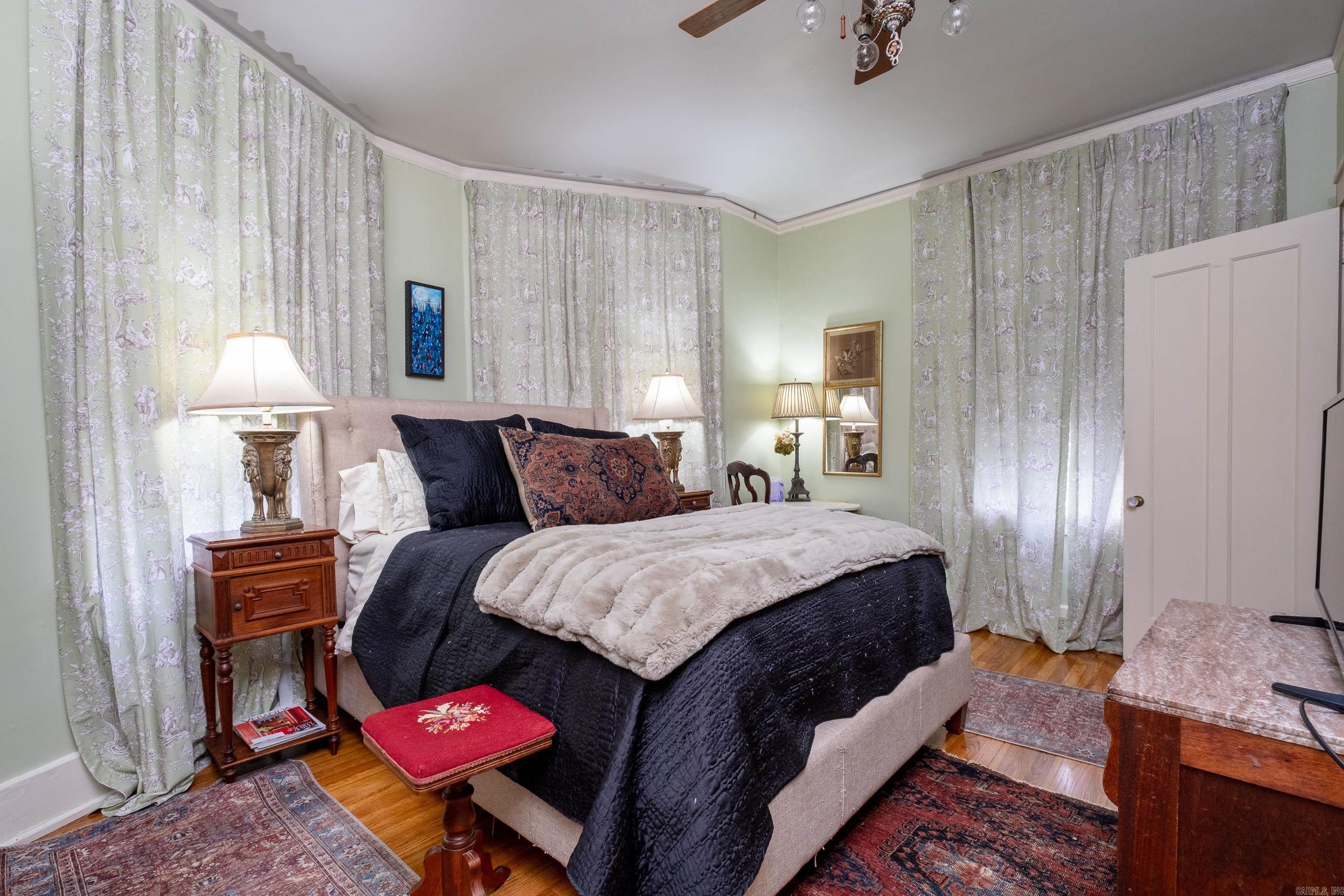 1409 Louisiana Street Unit: 10