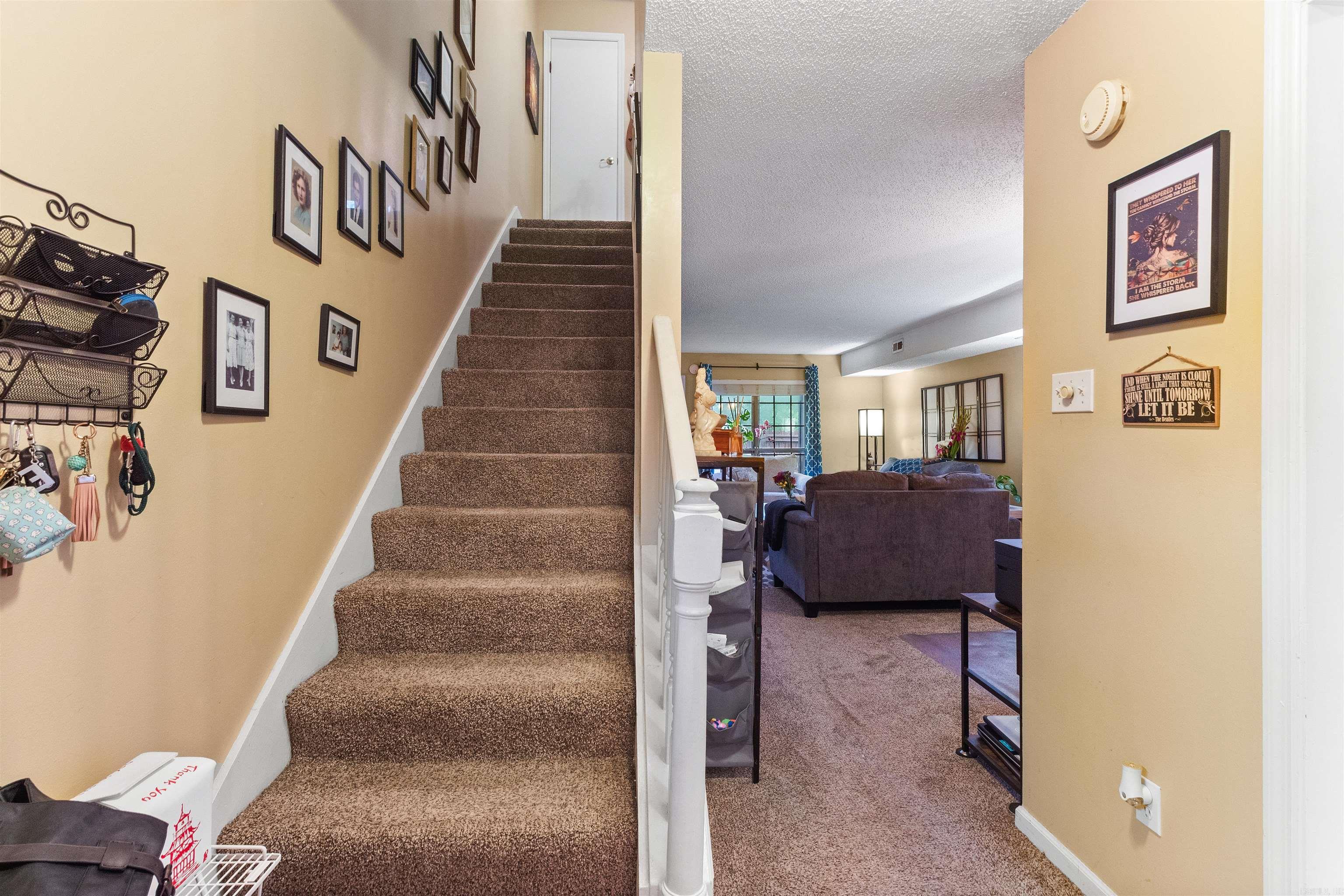 504 Green Mountain Dr, #605 Drive Unit: #605