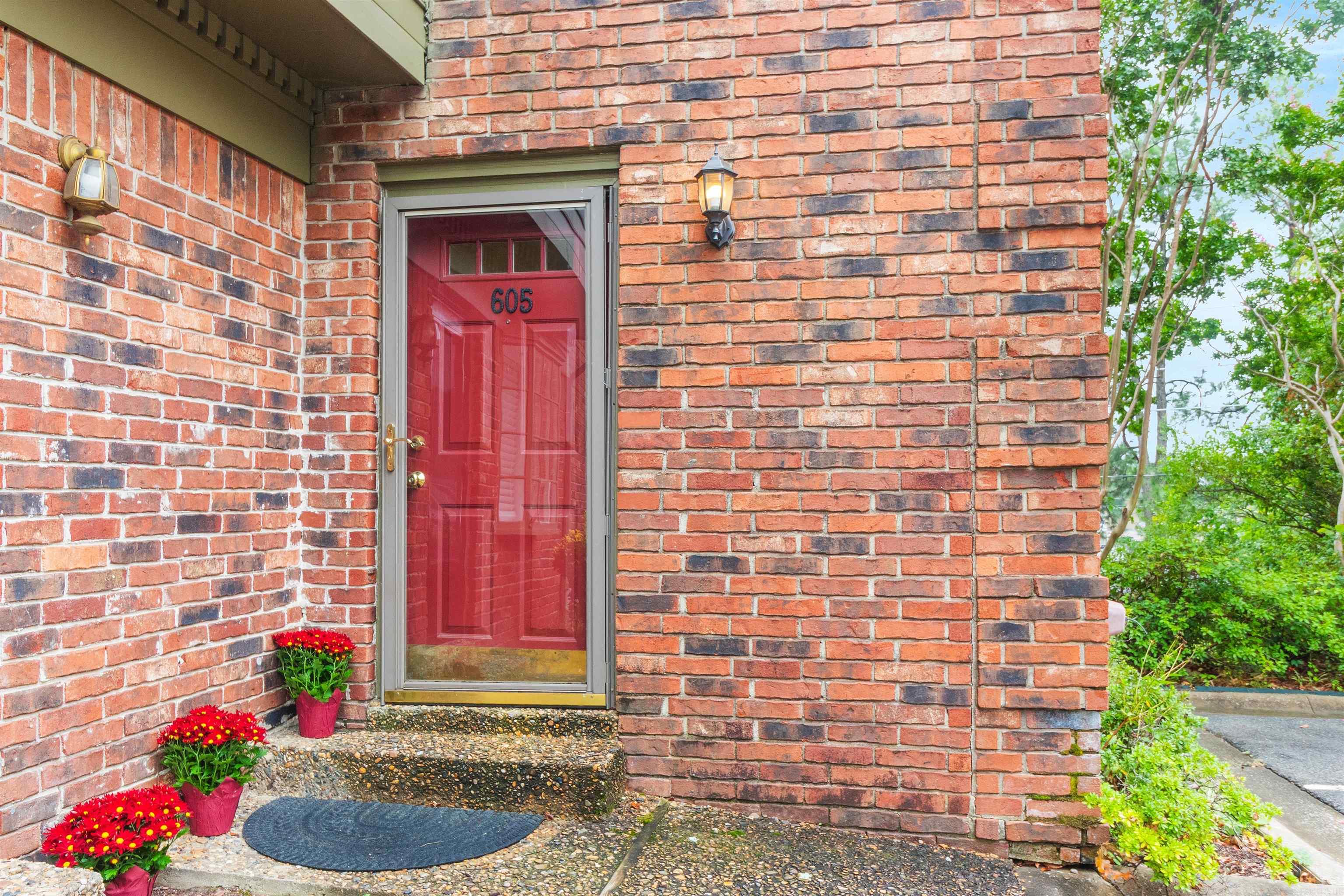 504 Green Mountain Dr, #605 Drive Unit: #605