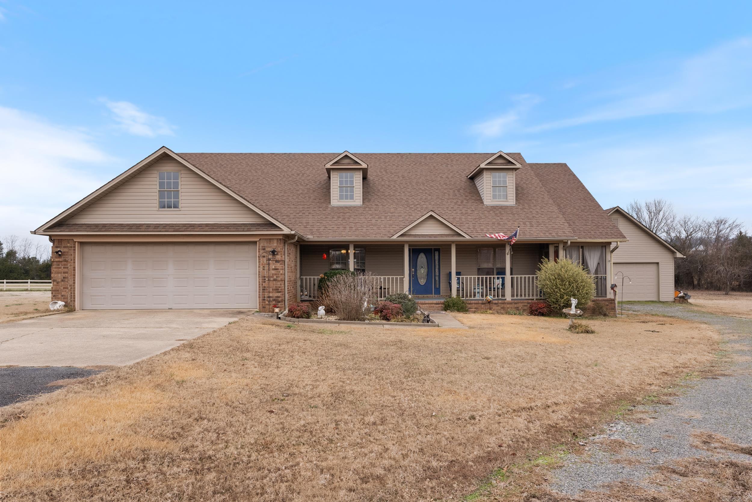 14 Pebble Drive