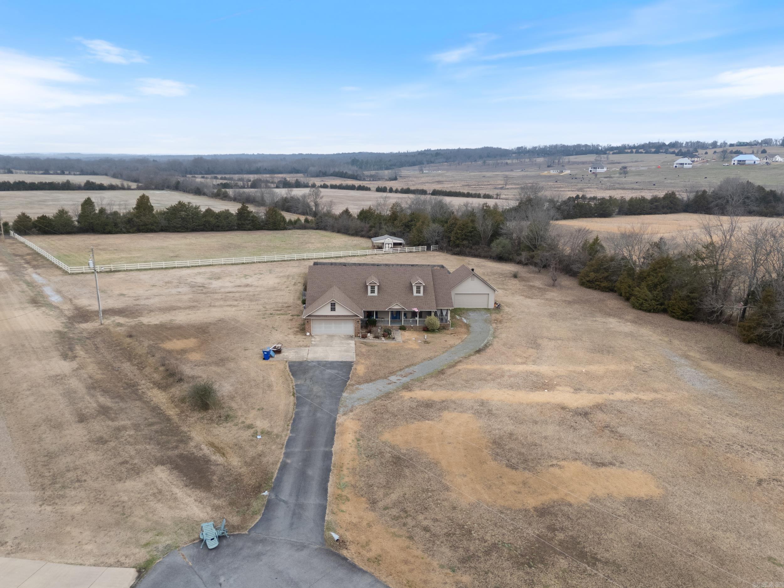 14 Pebble Drive