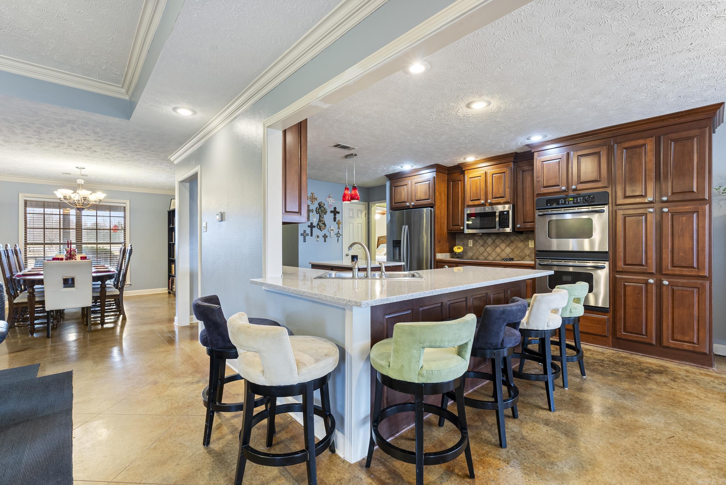 14 Pebble Drive
