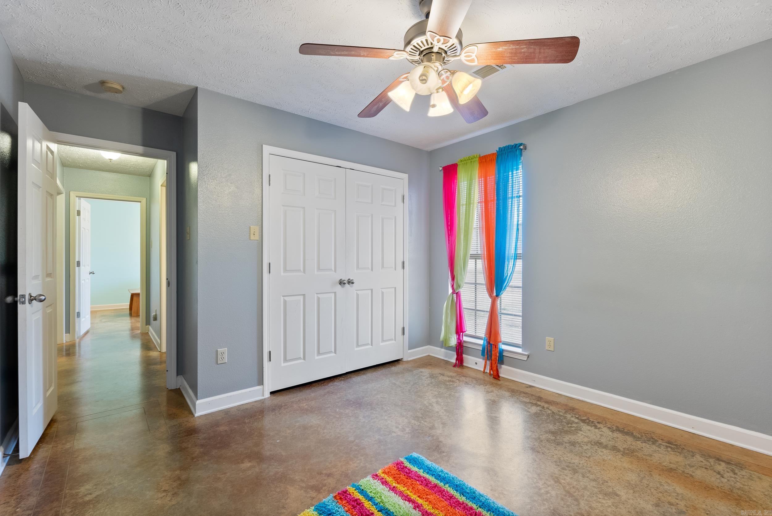 14 Pebble Drive