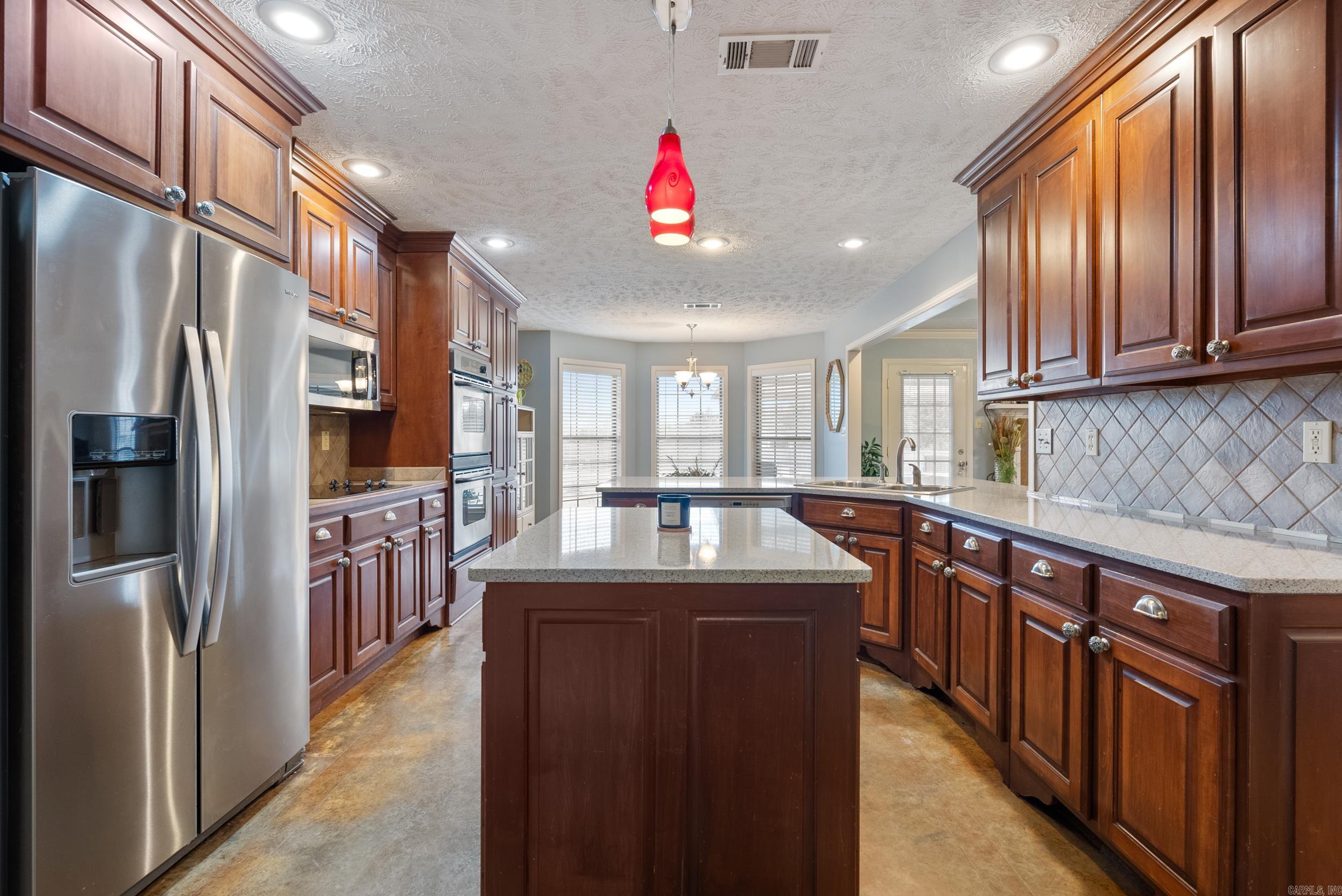 14 Pebble Drive