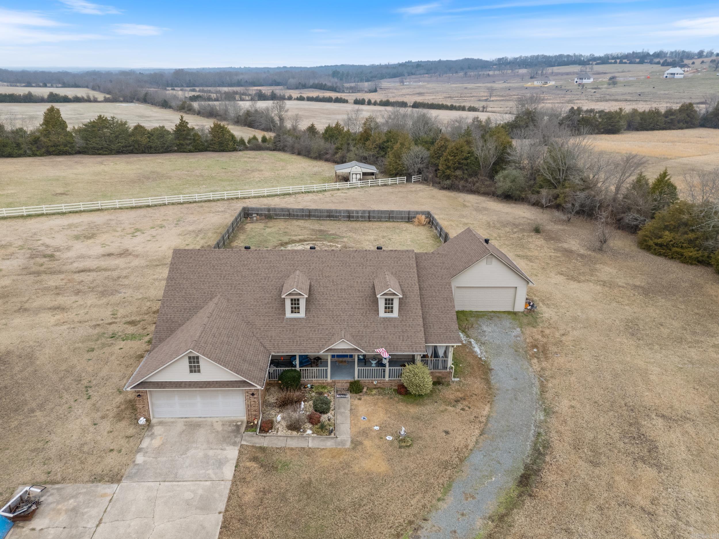 14 Pebble Drive