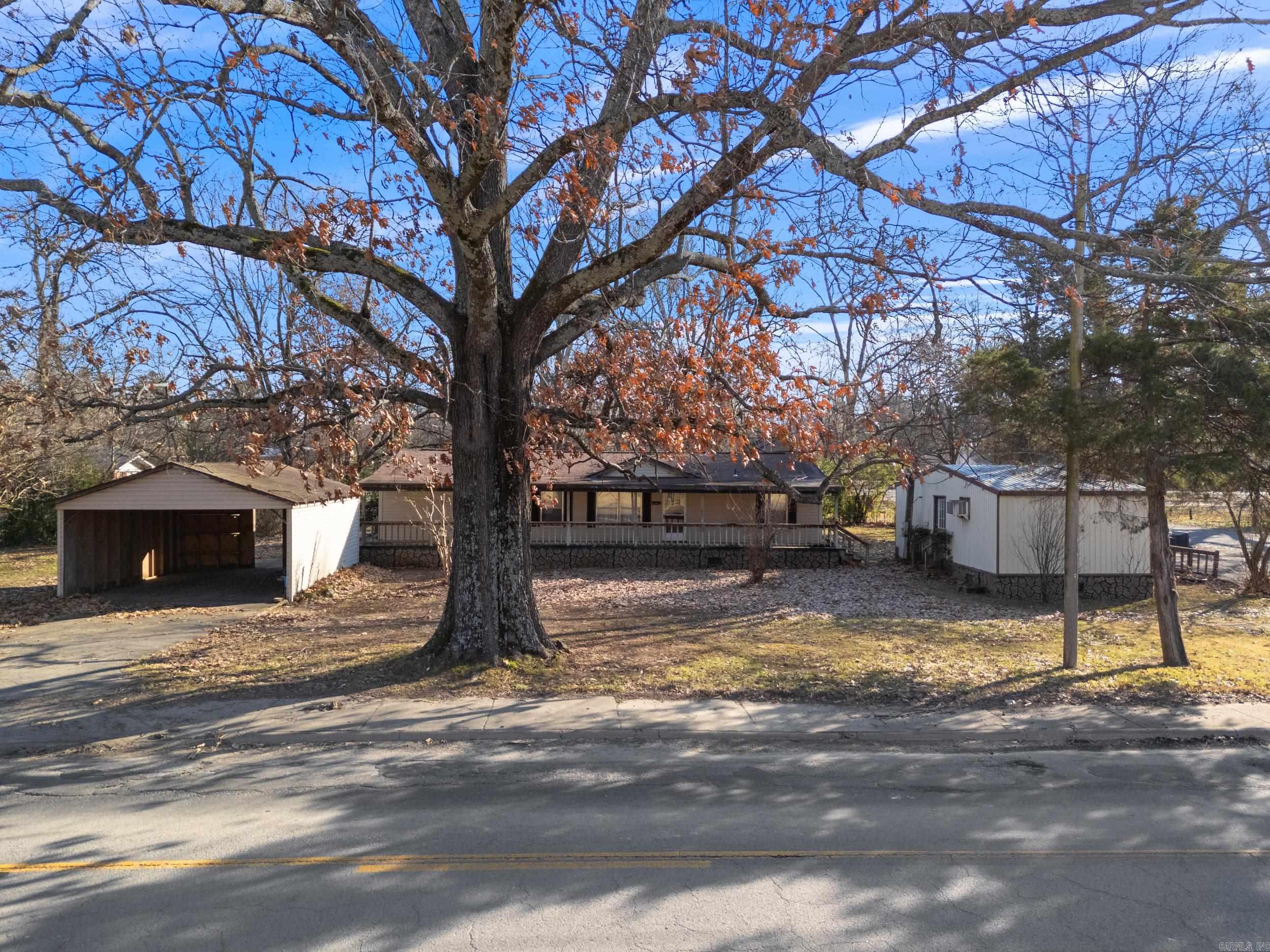 601 N Center Street