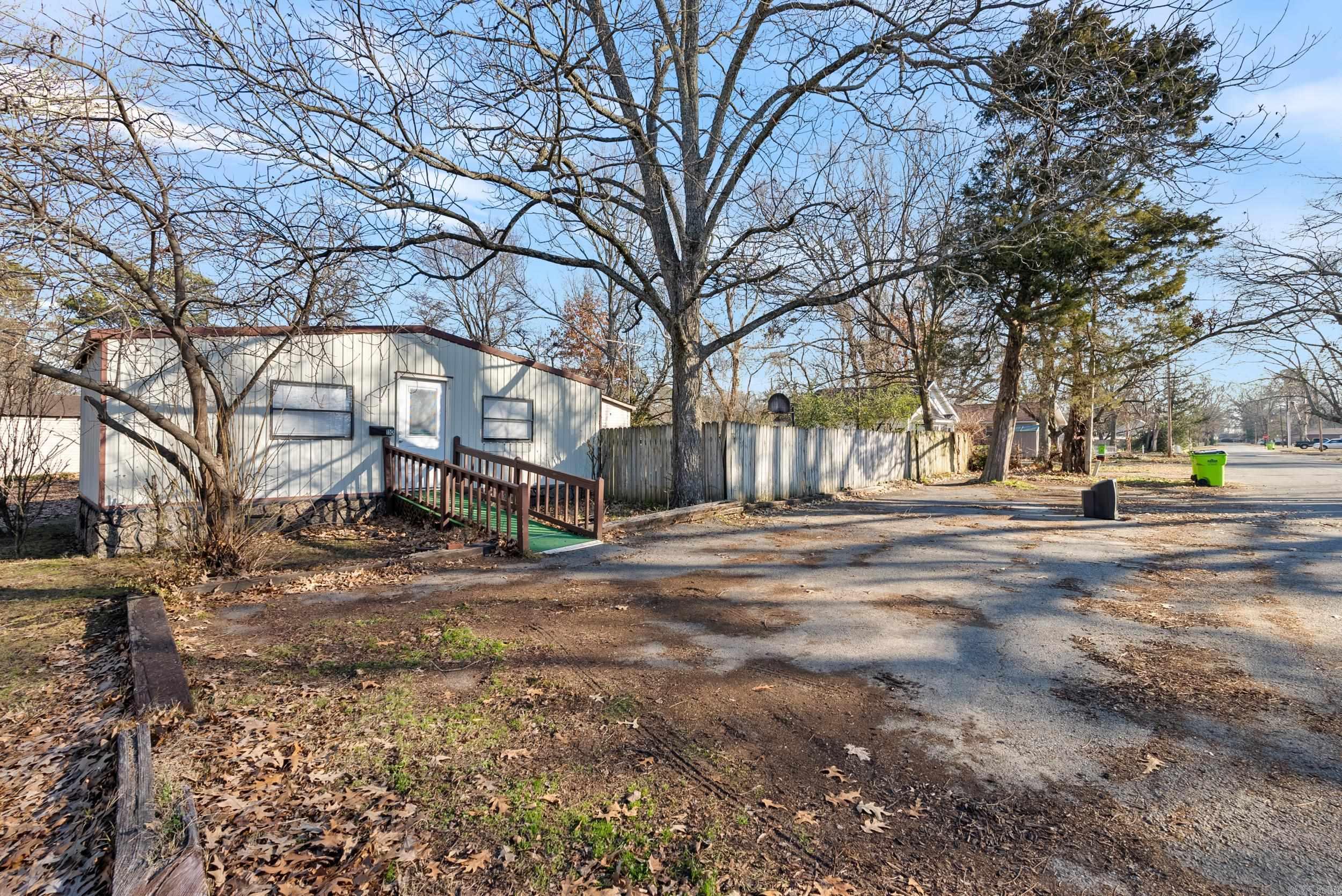 601 N Center Street