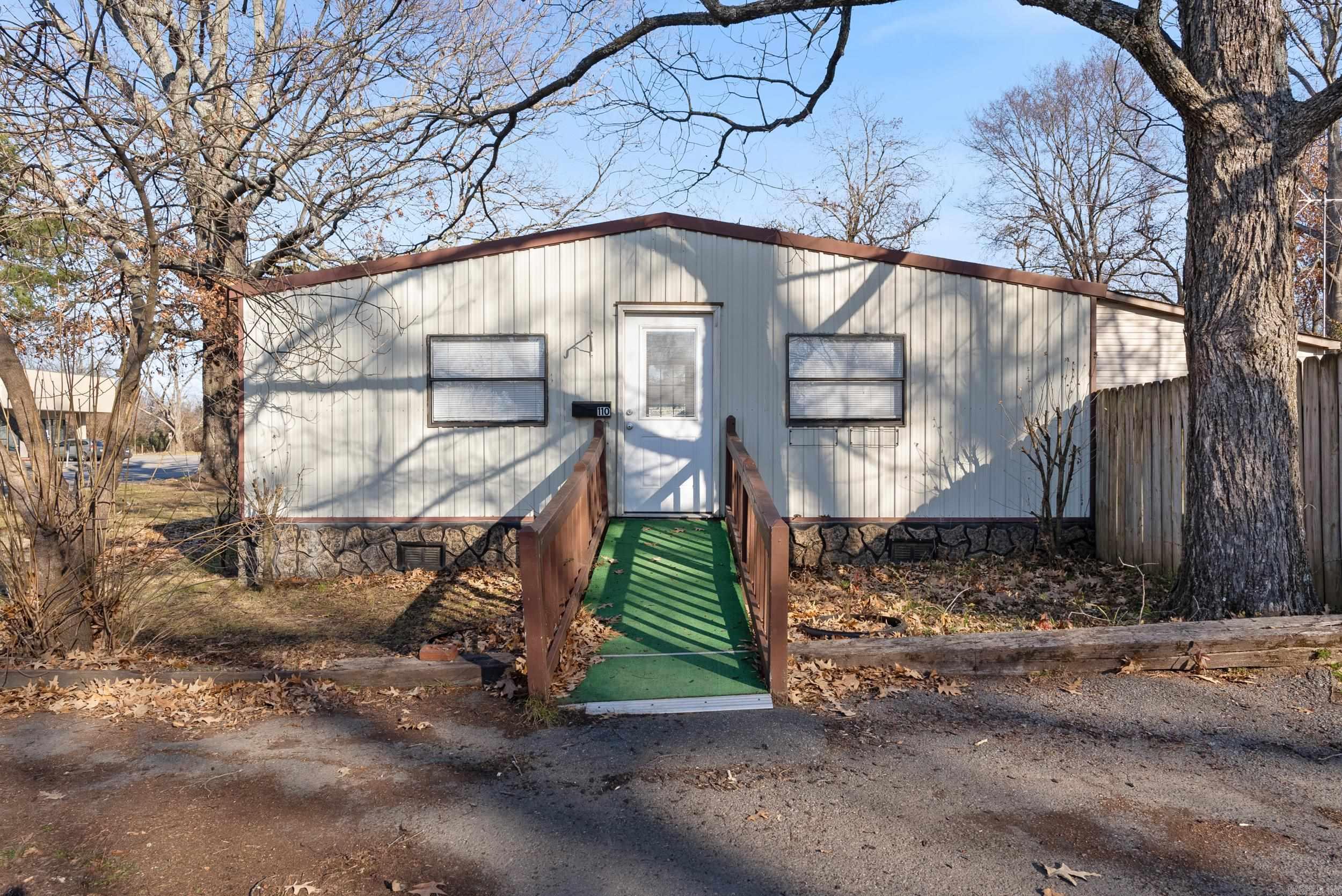 601 N Center Street