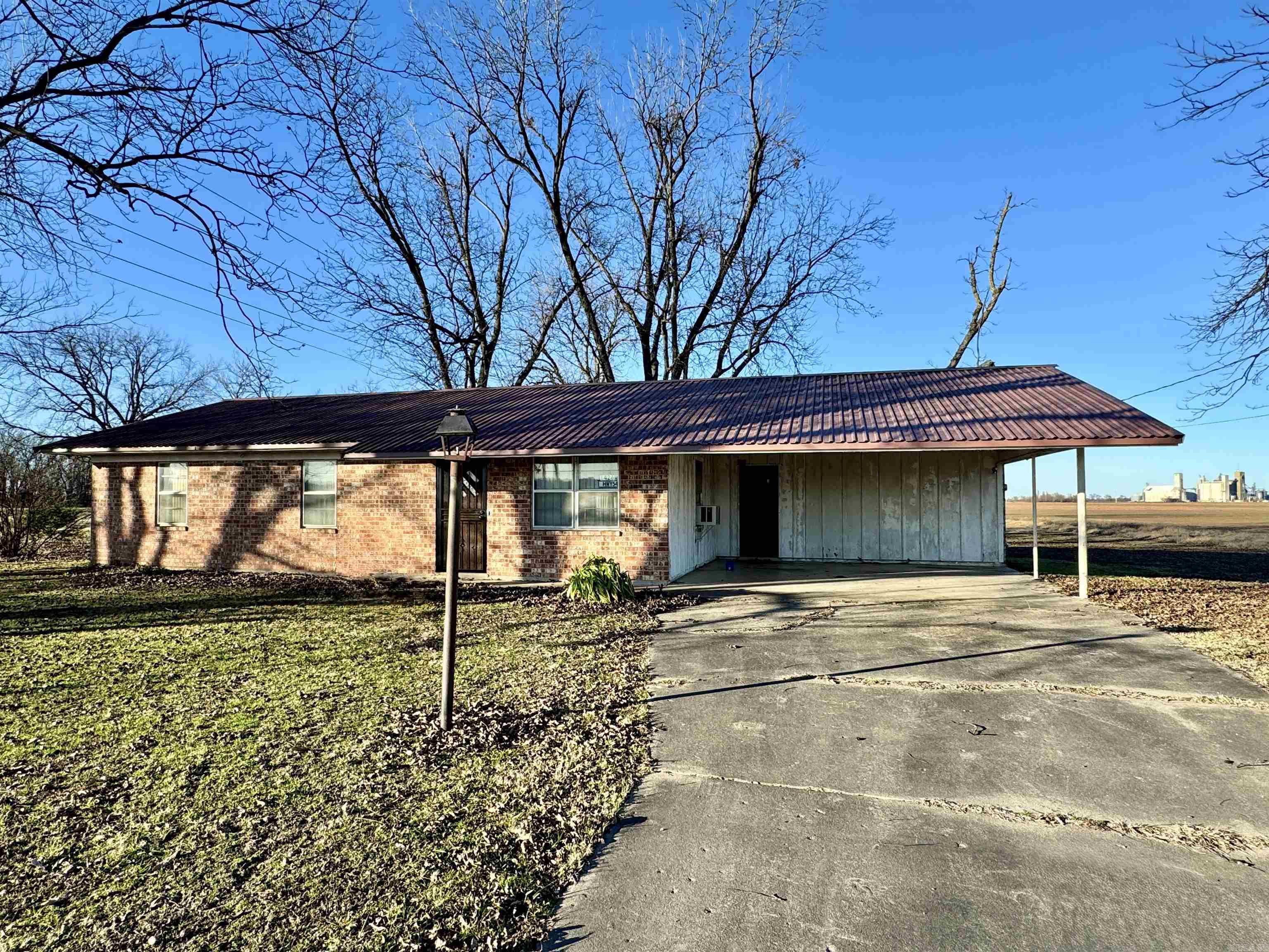 1426 Highway 54