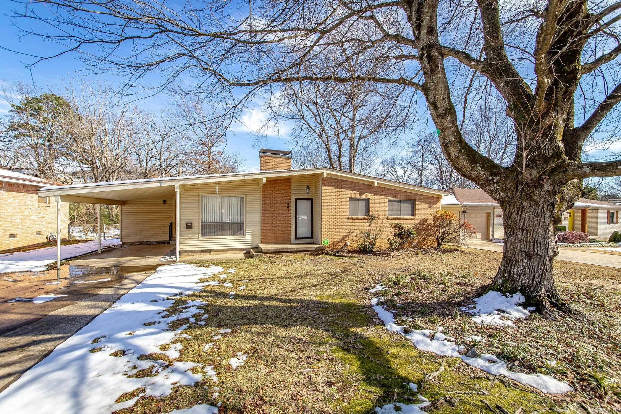 401 Poinsetta Drive