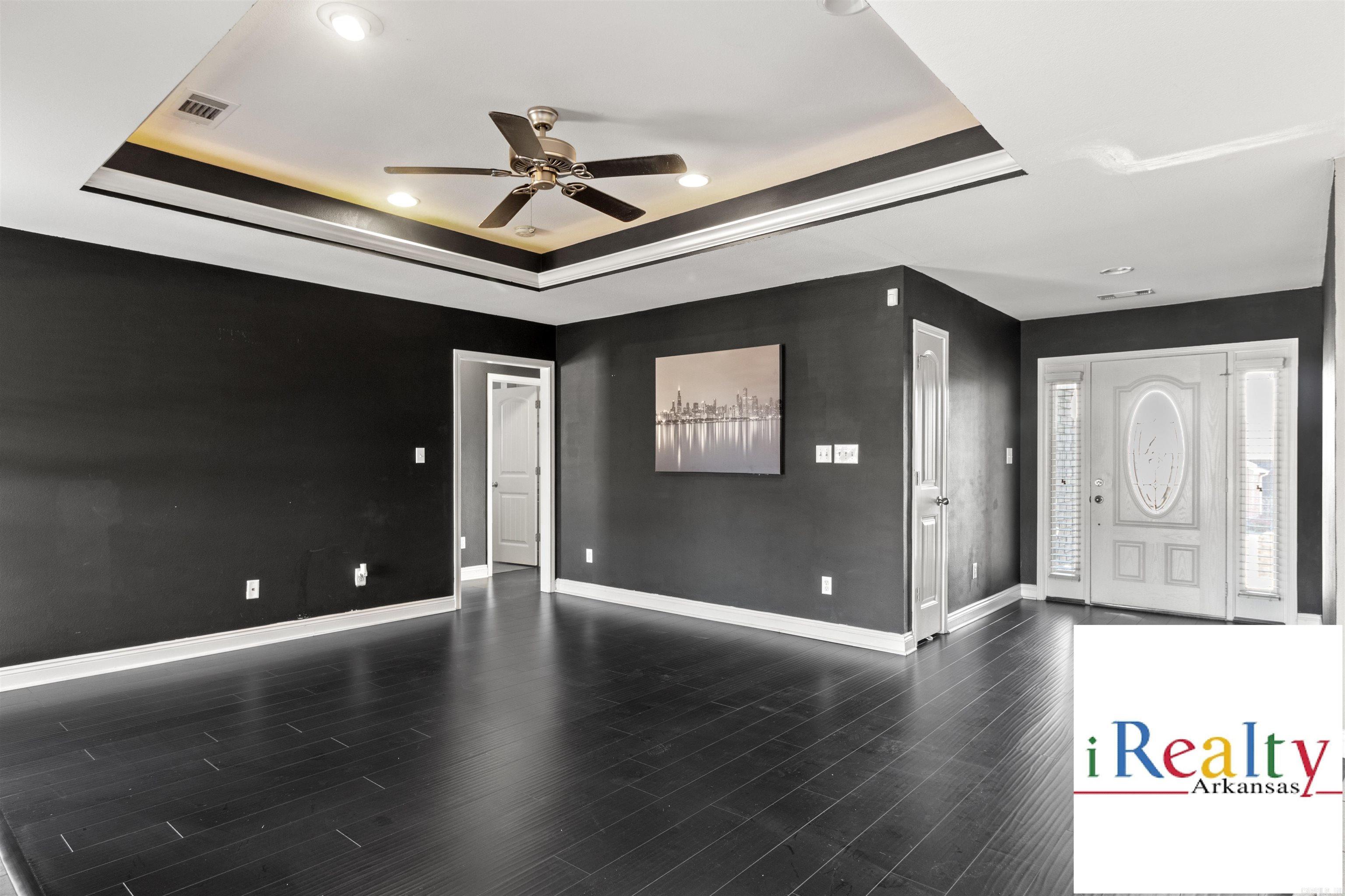 5613 Aviator Drive