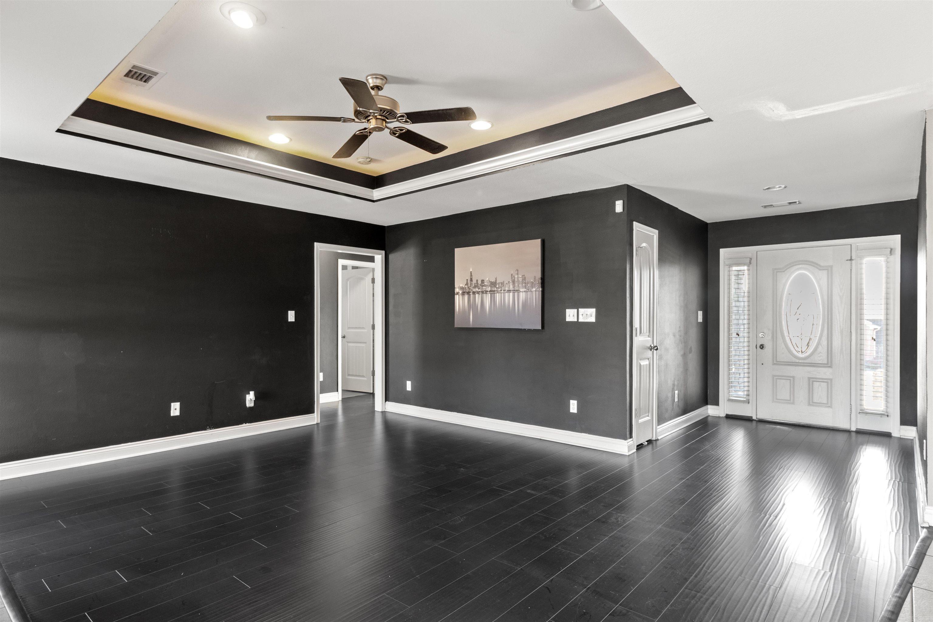 5613 Aviator Drive