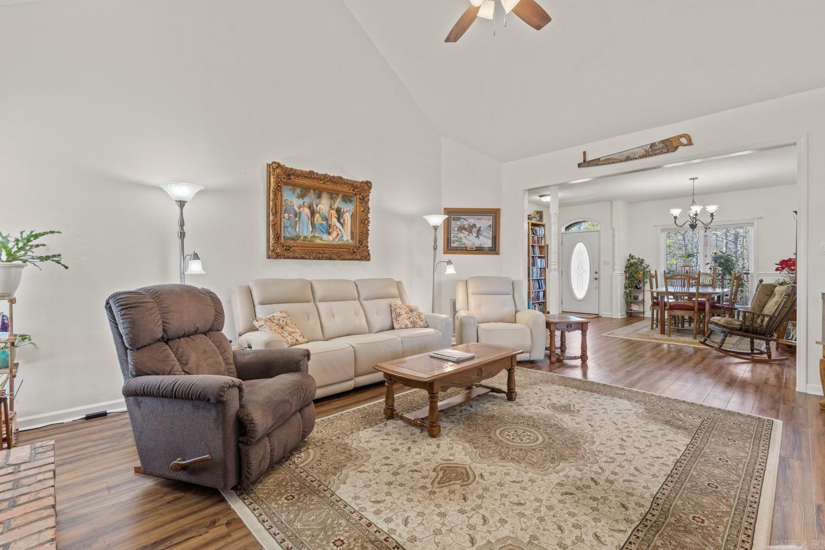 107 Lake Forest Shores Terrace