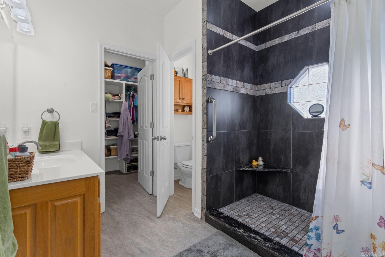107 Lake Forest Shores Terrace