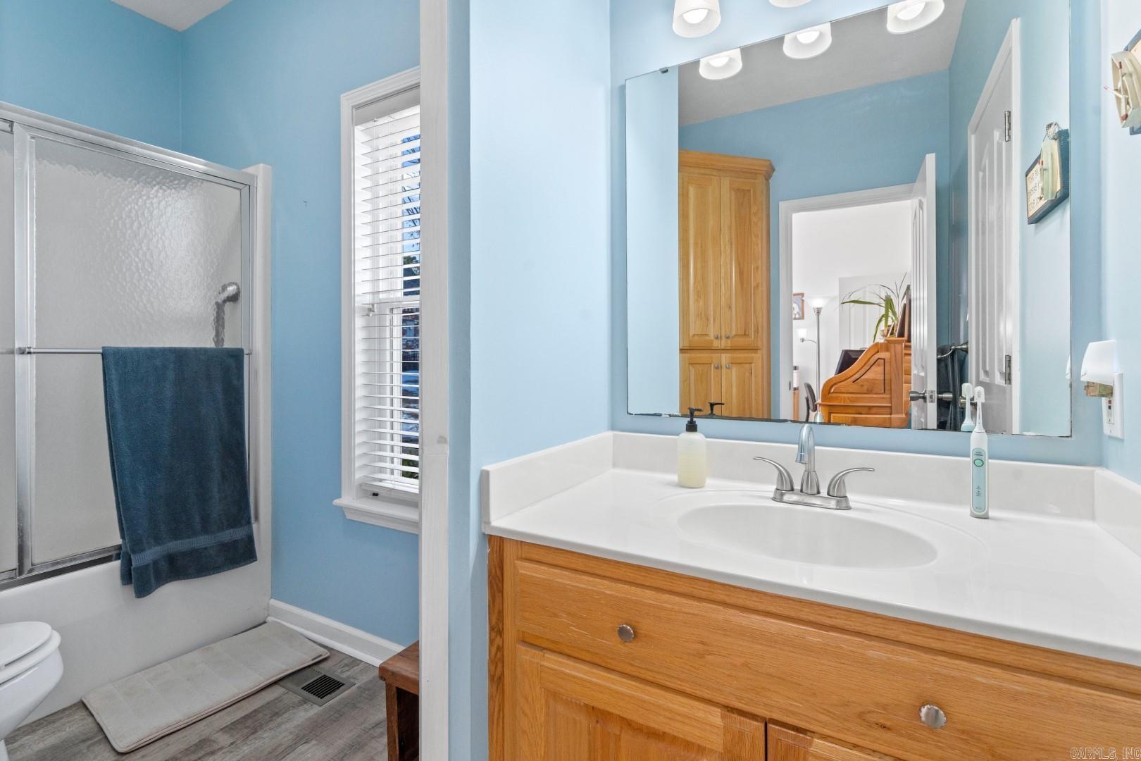 107 Lake Forest Shores Terrace