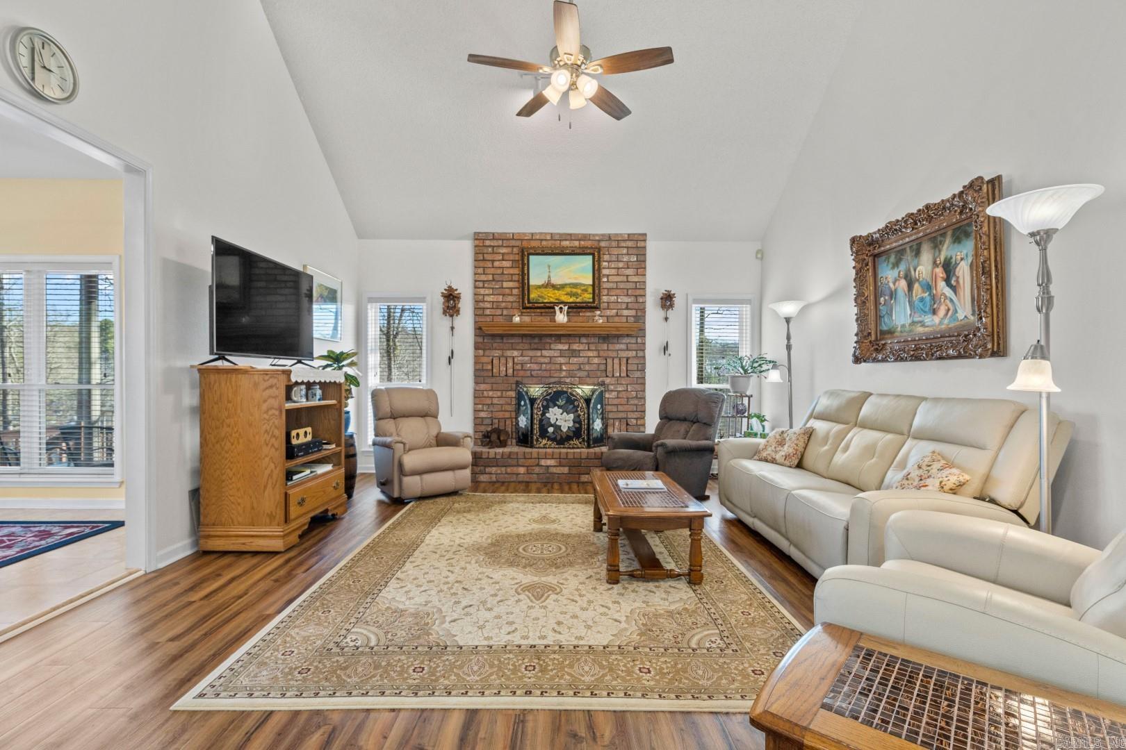 107 Lake Forest Shores Terrace