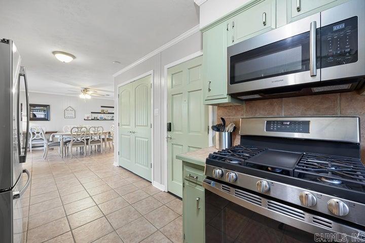 902 W 18th Terrace