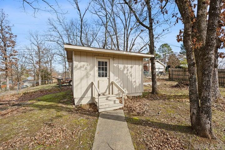 902 W 18th Terrace