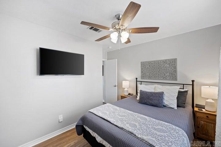902 W 18th Terrace