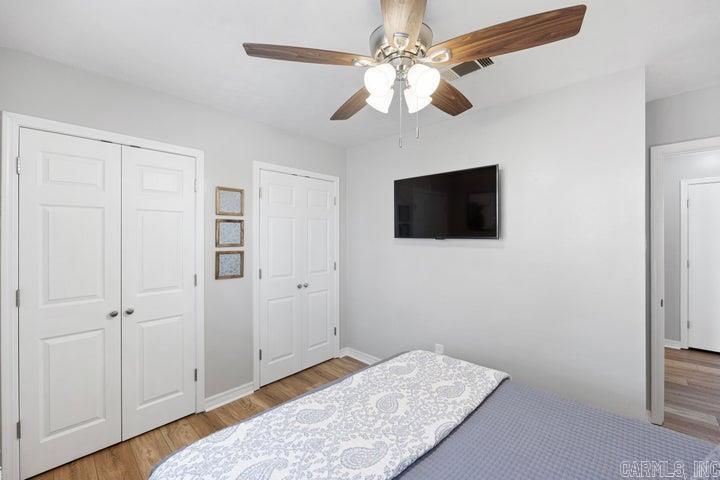 902 W 18th Terrace