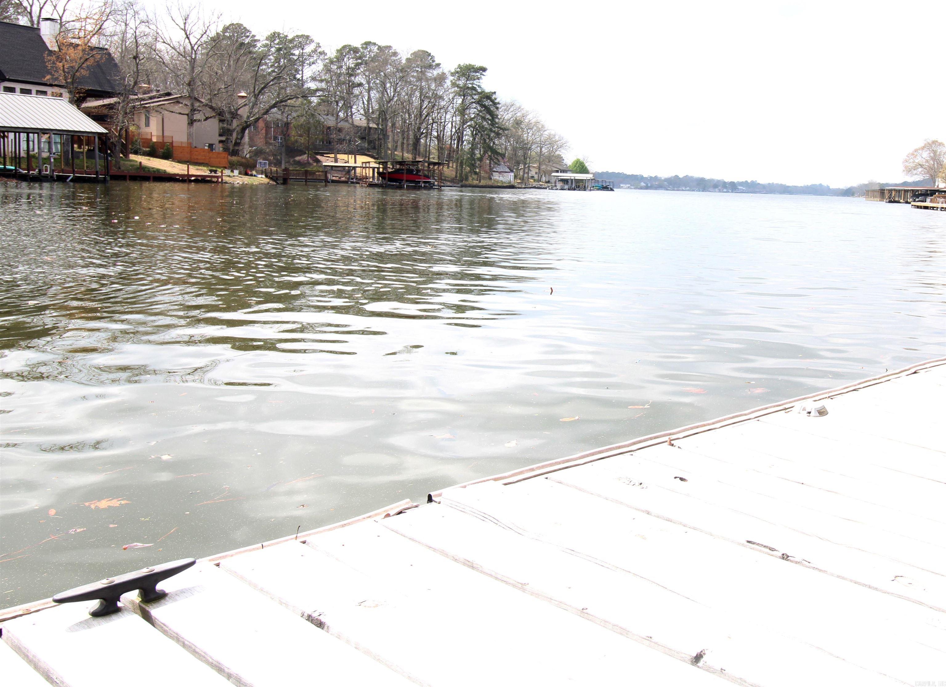 189 Bayshore Cove