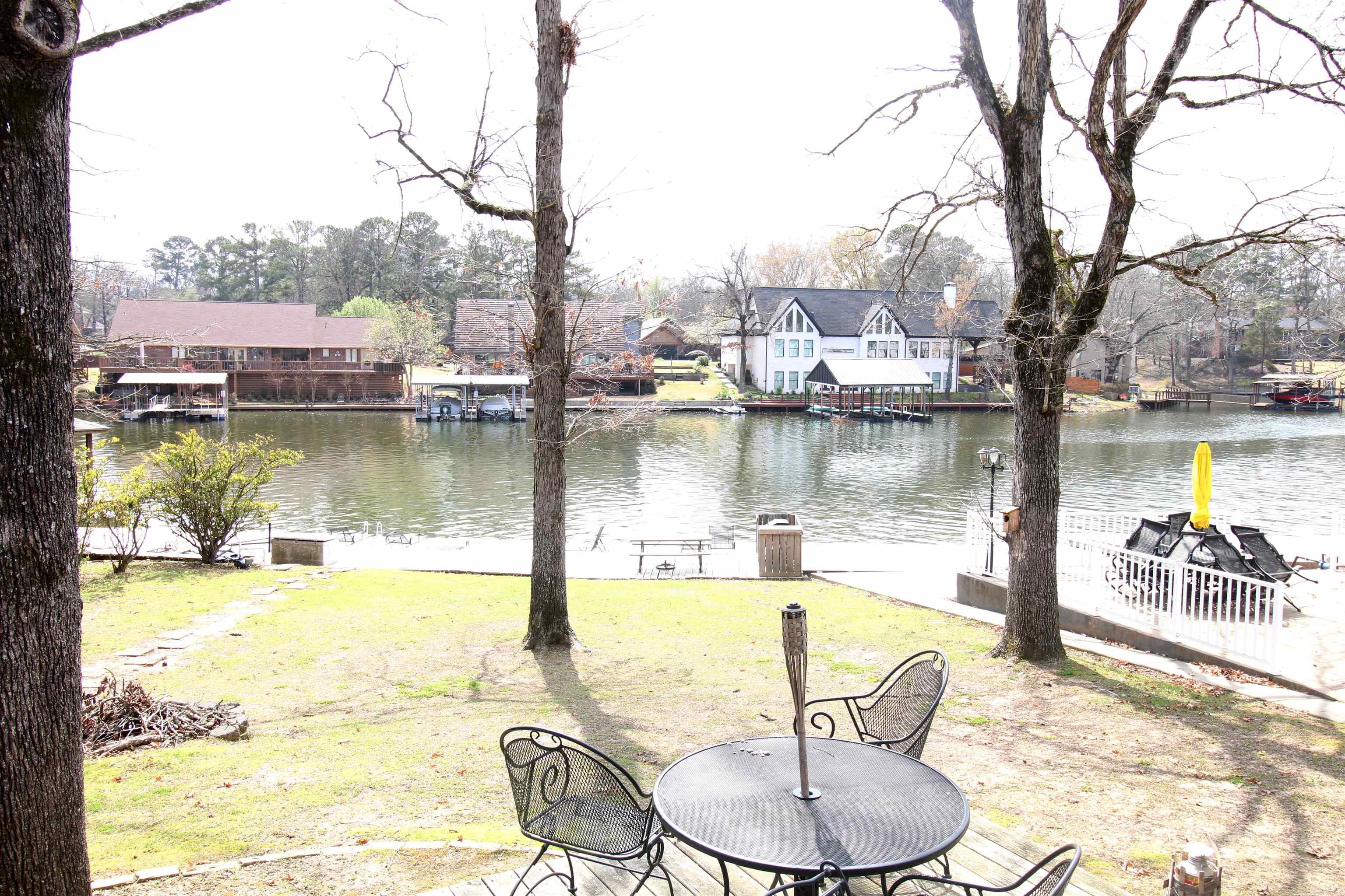189 Bayshore Cove
