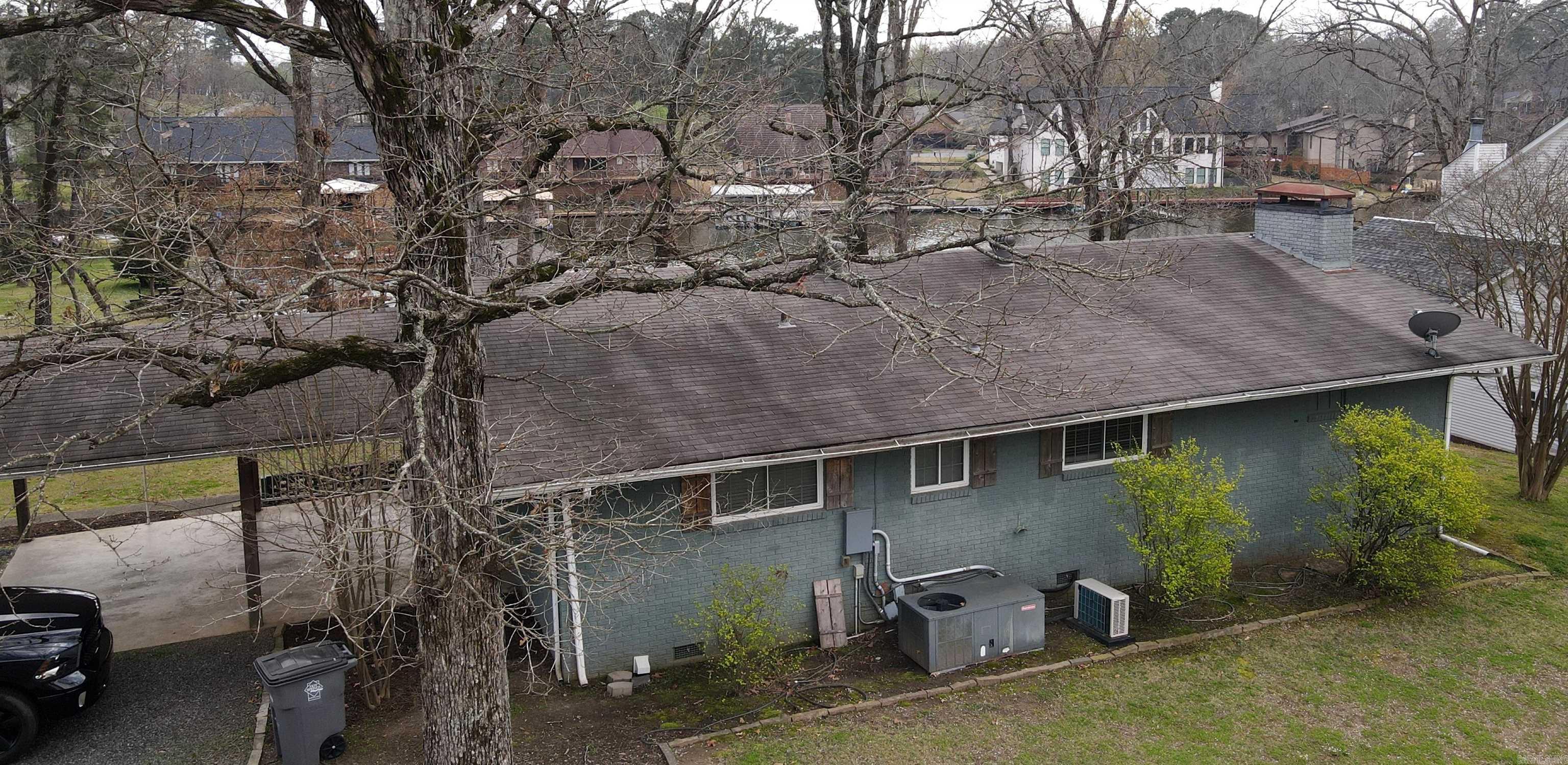 189 Bayshore Cove