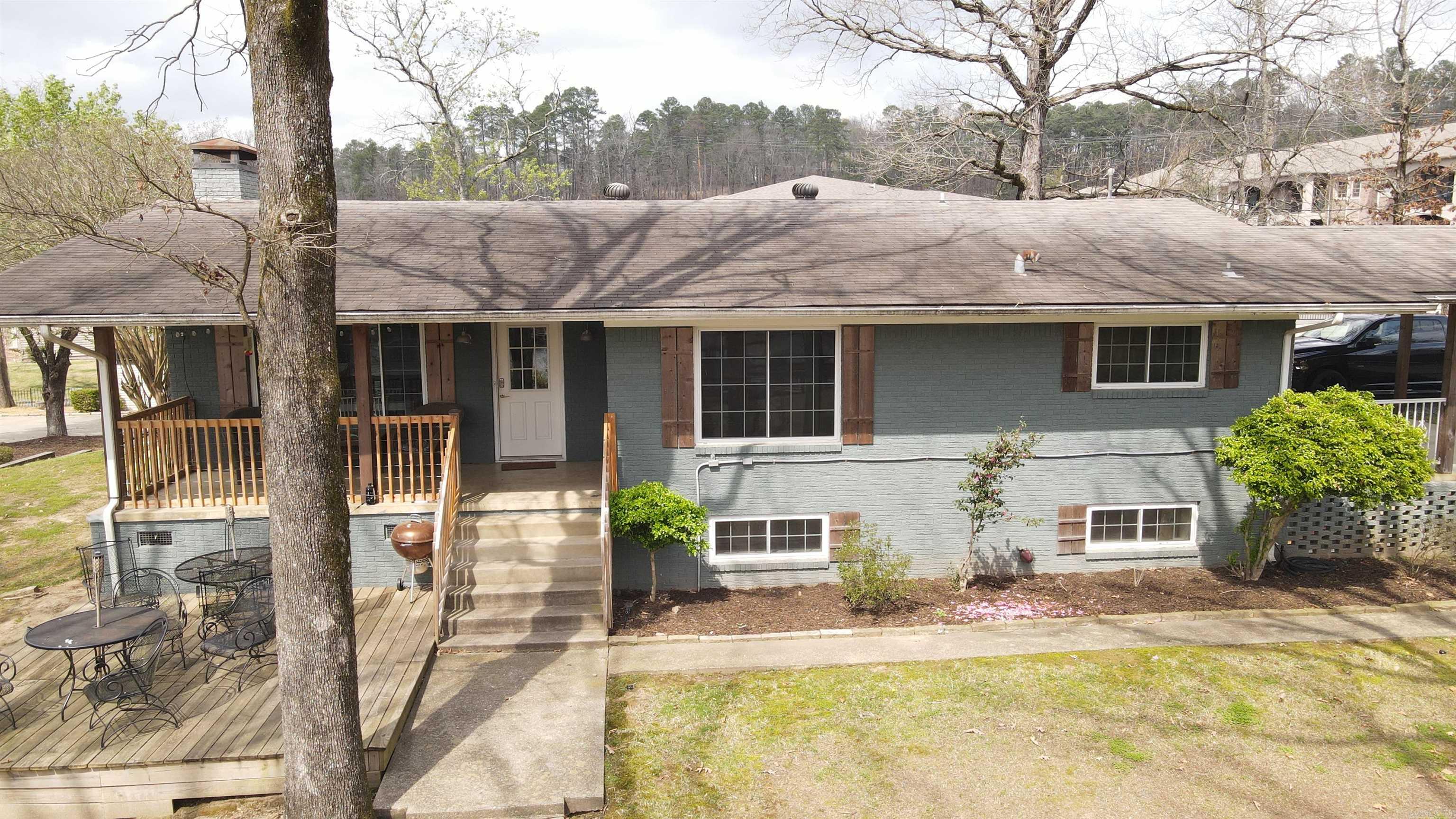 189 Bayshore Cove