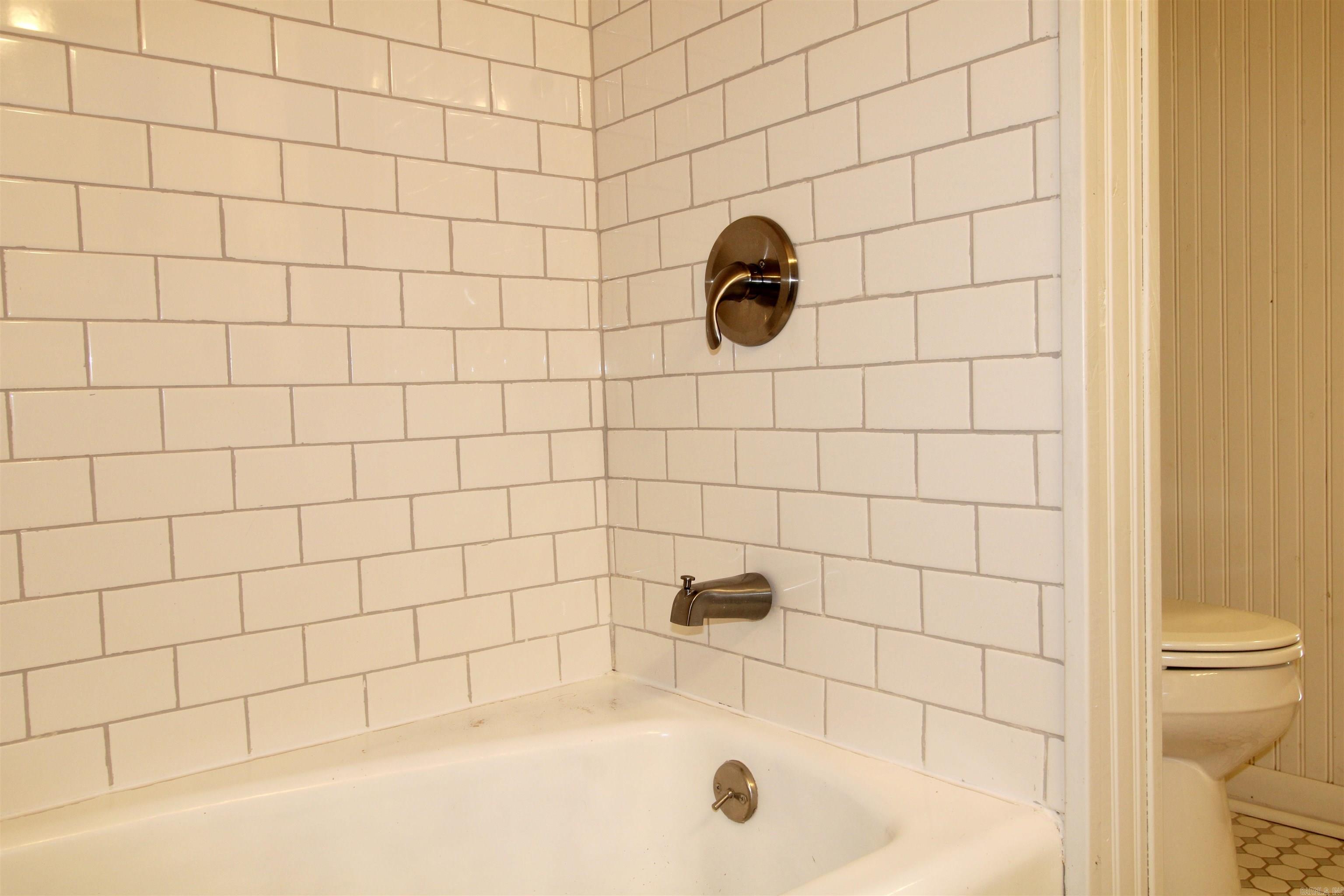 189 Bayshore Cove